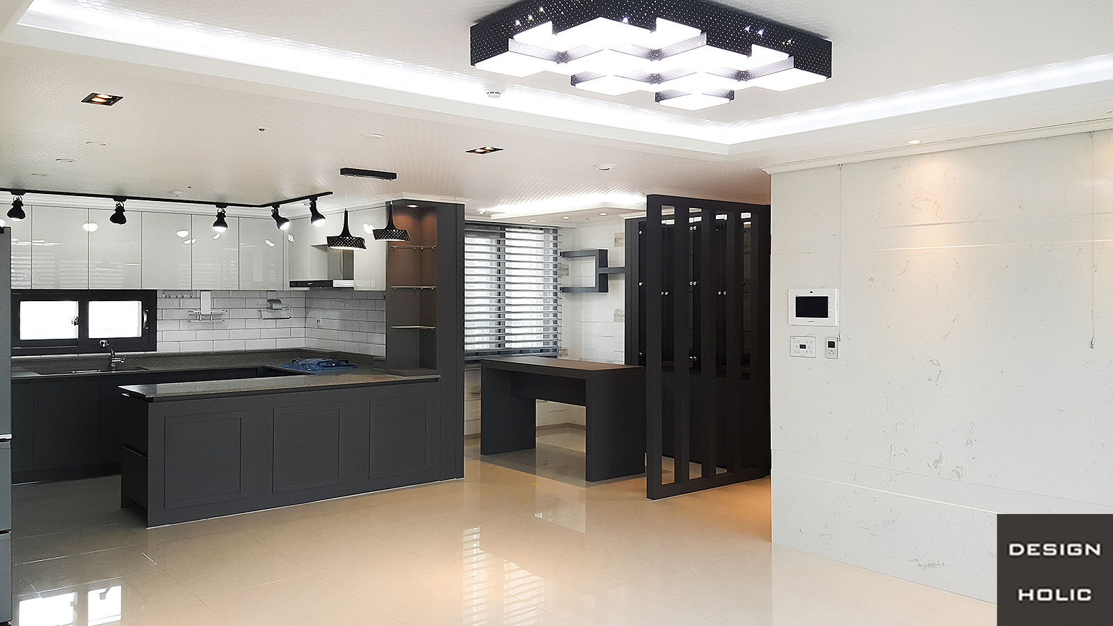 /user/d/designholic/editor/2205/3730074a30dd1fbe332a154b9ababc7d_1652062992_5832.jpg 이미지크게보기
