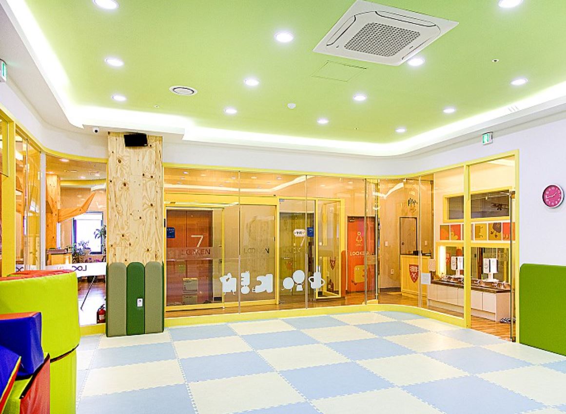 /user/d/designholic/editor/2212/216e2ba287a0a1b78c15938398406db8_1672189640_7122.JPG 이미지크게보기