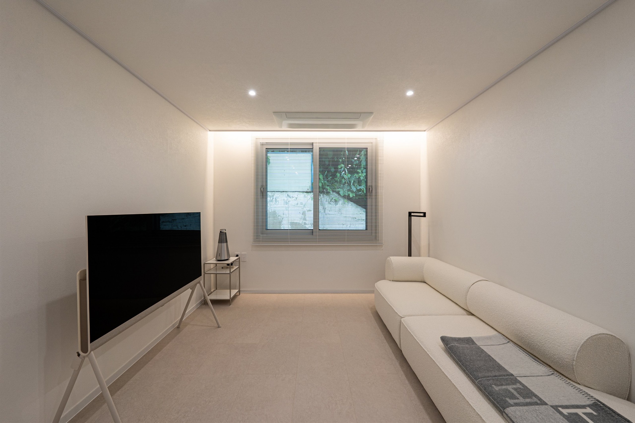 /user/d/designholic/editor/2507/3f33bfca175dd176b350c6b30718639e_1751331235_2717.jpg 이미지크게보기