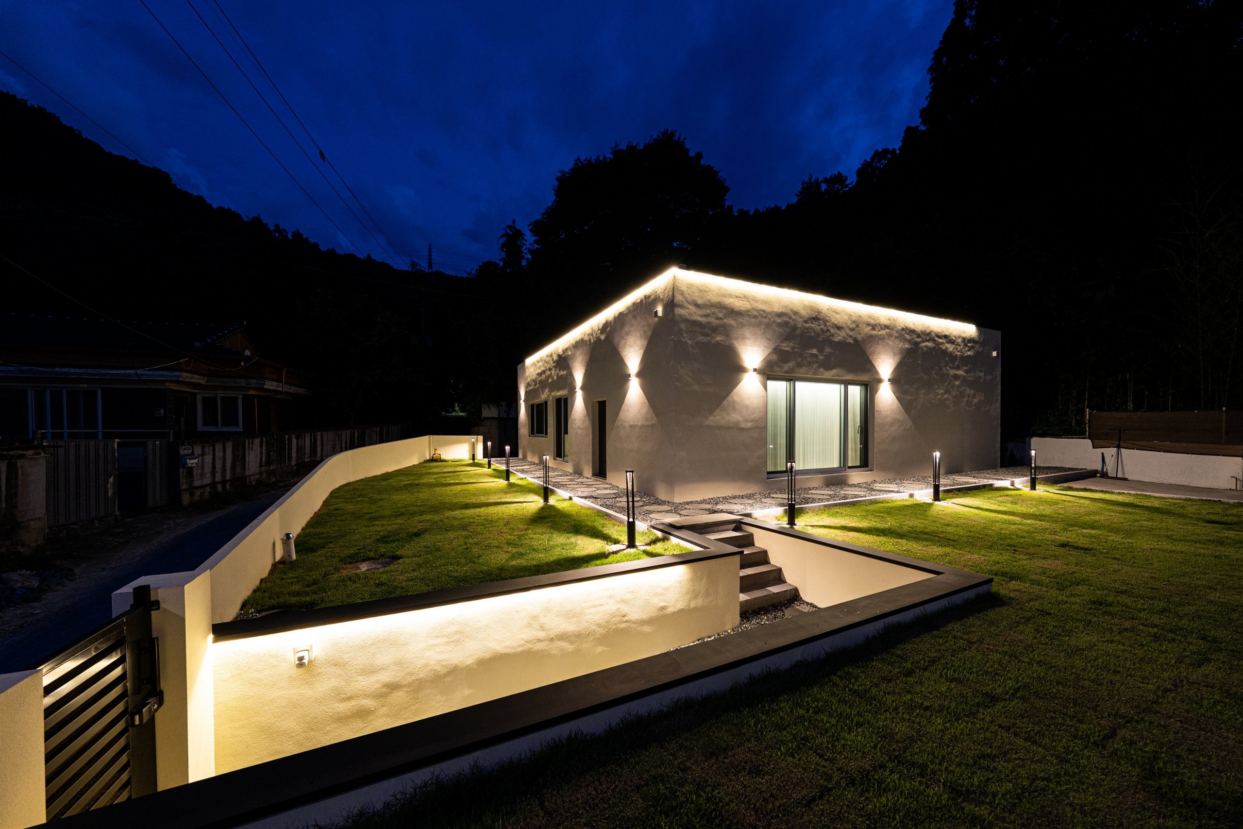 /user/d/designholic/editor/2507/3f33bfca175dd176b350c6b30718639e_1751341949_4704.jpg 이미지크게보기