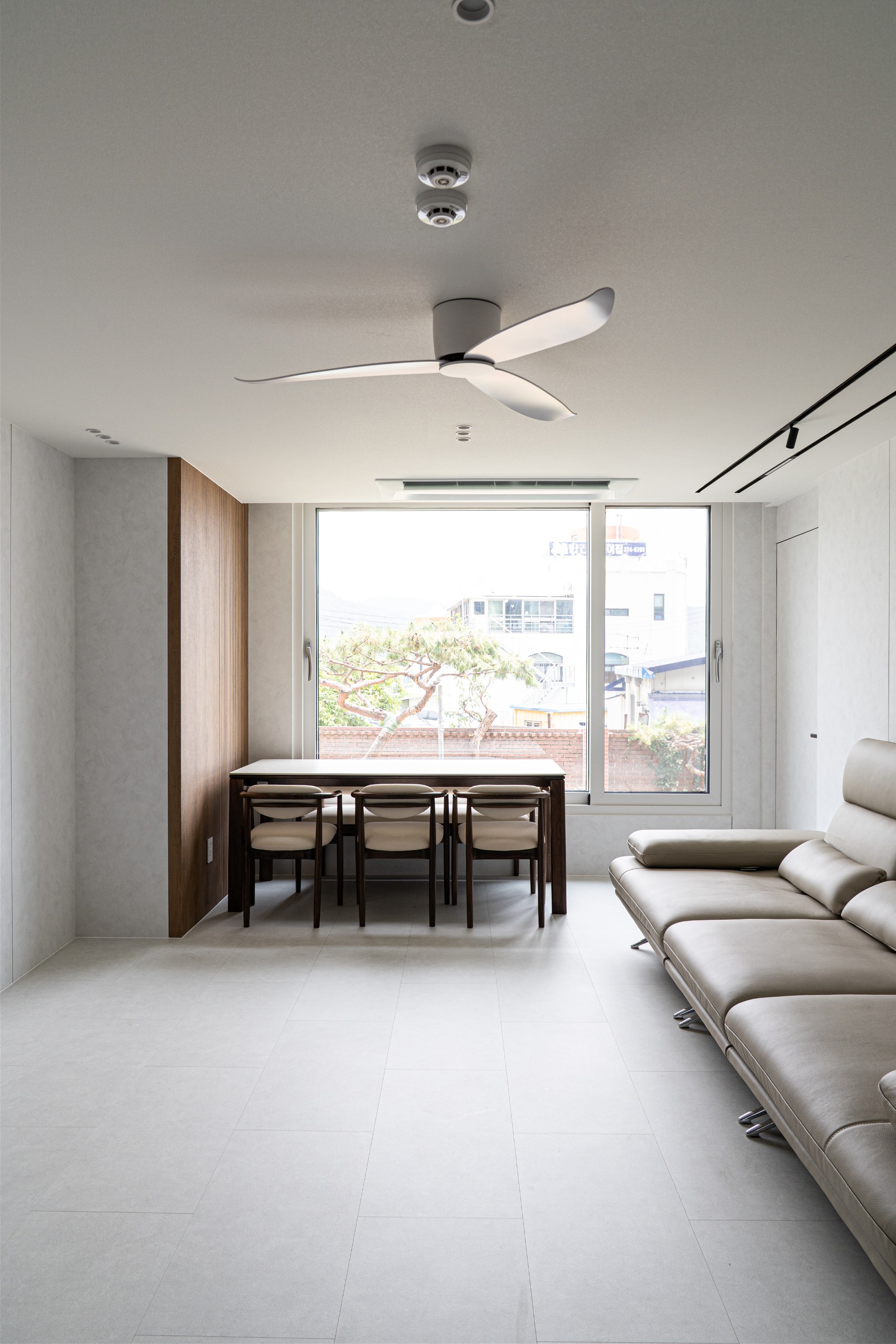 /user/d/designholic/editor/2507/45e0e90c35f469bd1db6ebba4812146c_1752798414_8237.jpg 이미지크게보기