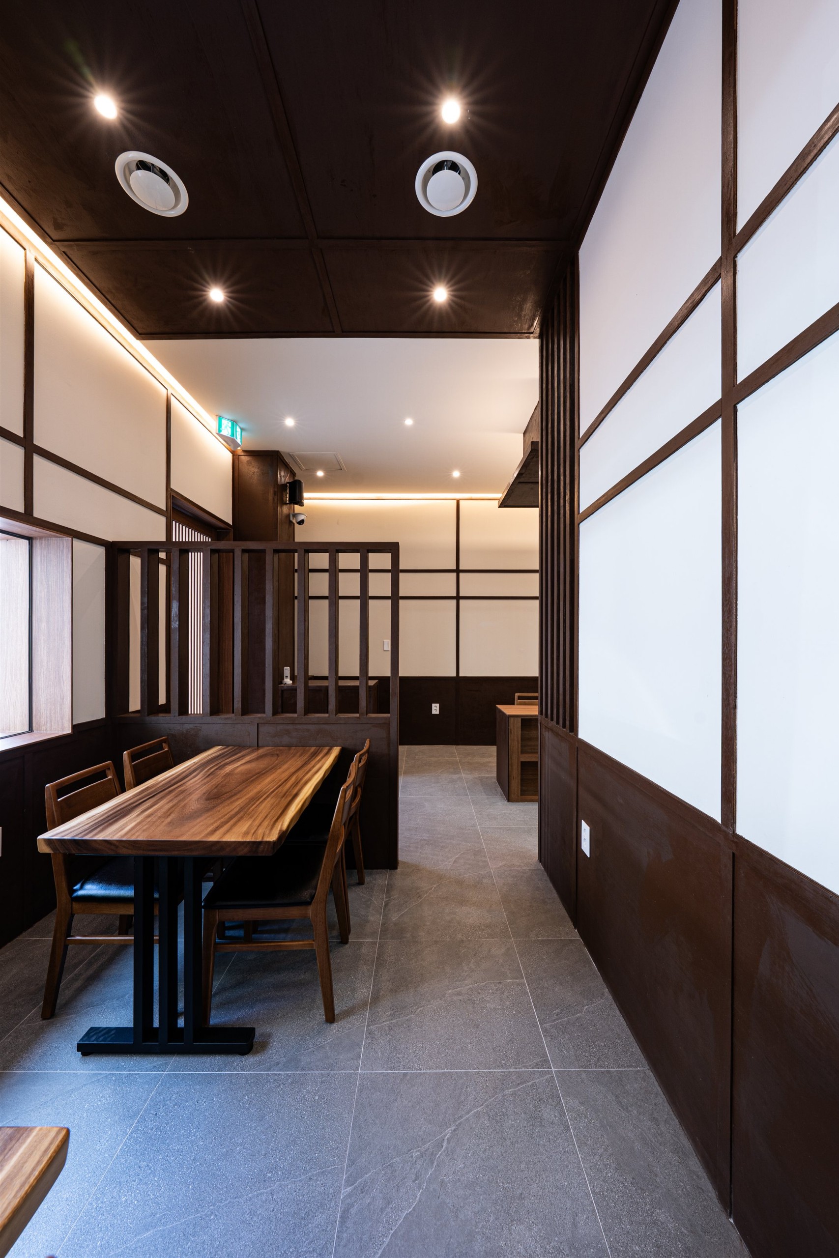 /user/d/designholic/editor/2509/acd8ecedcae9ae04ed36b559e09b909c_1758854784_5522.jpg 이미지크게보기