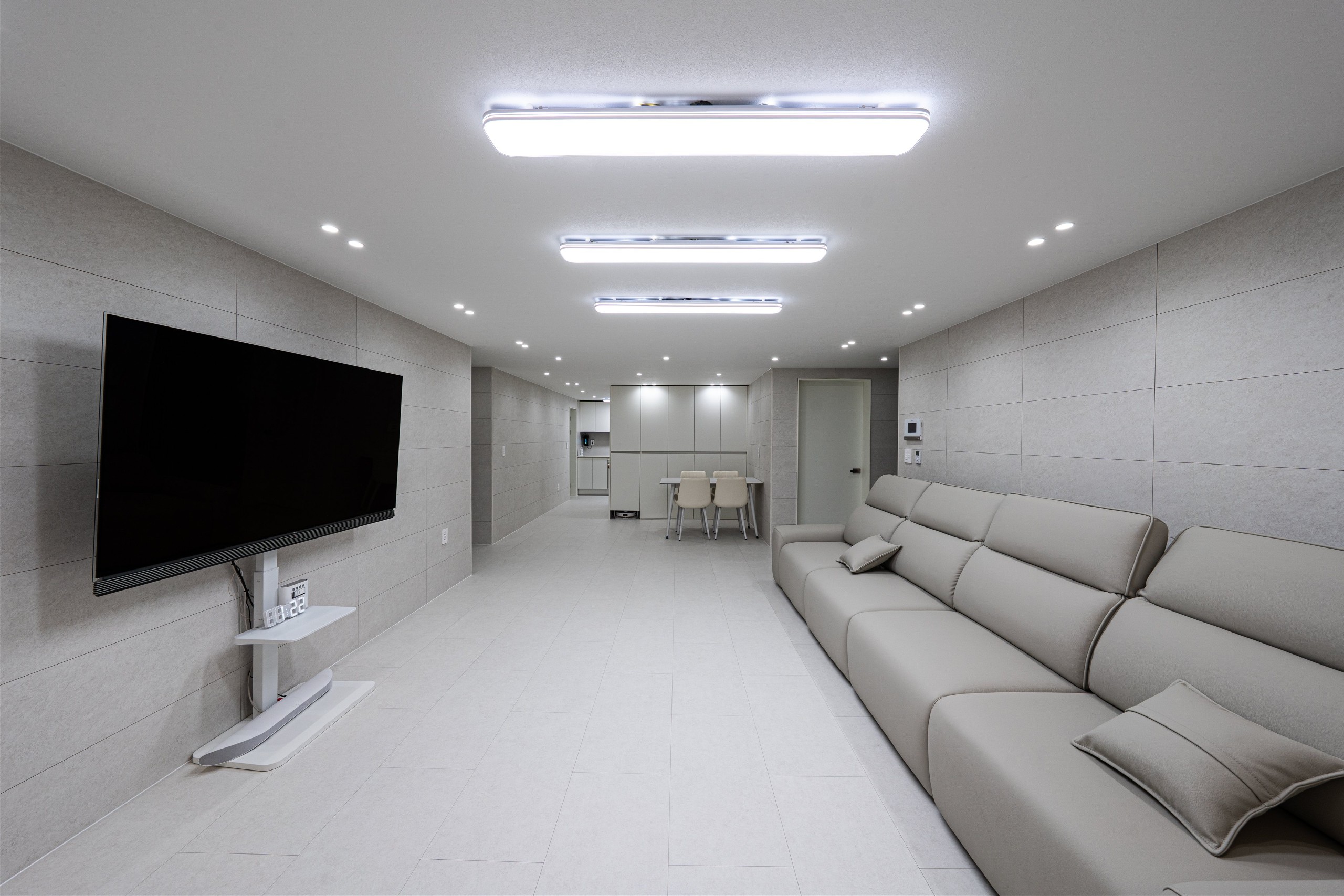 /user/d/designholic/editor/2509/bfbc1ae9f209bd86667bccb39847b6c4_1758504498_1274.jpg 이미지크게보기