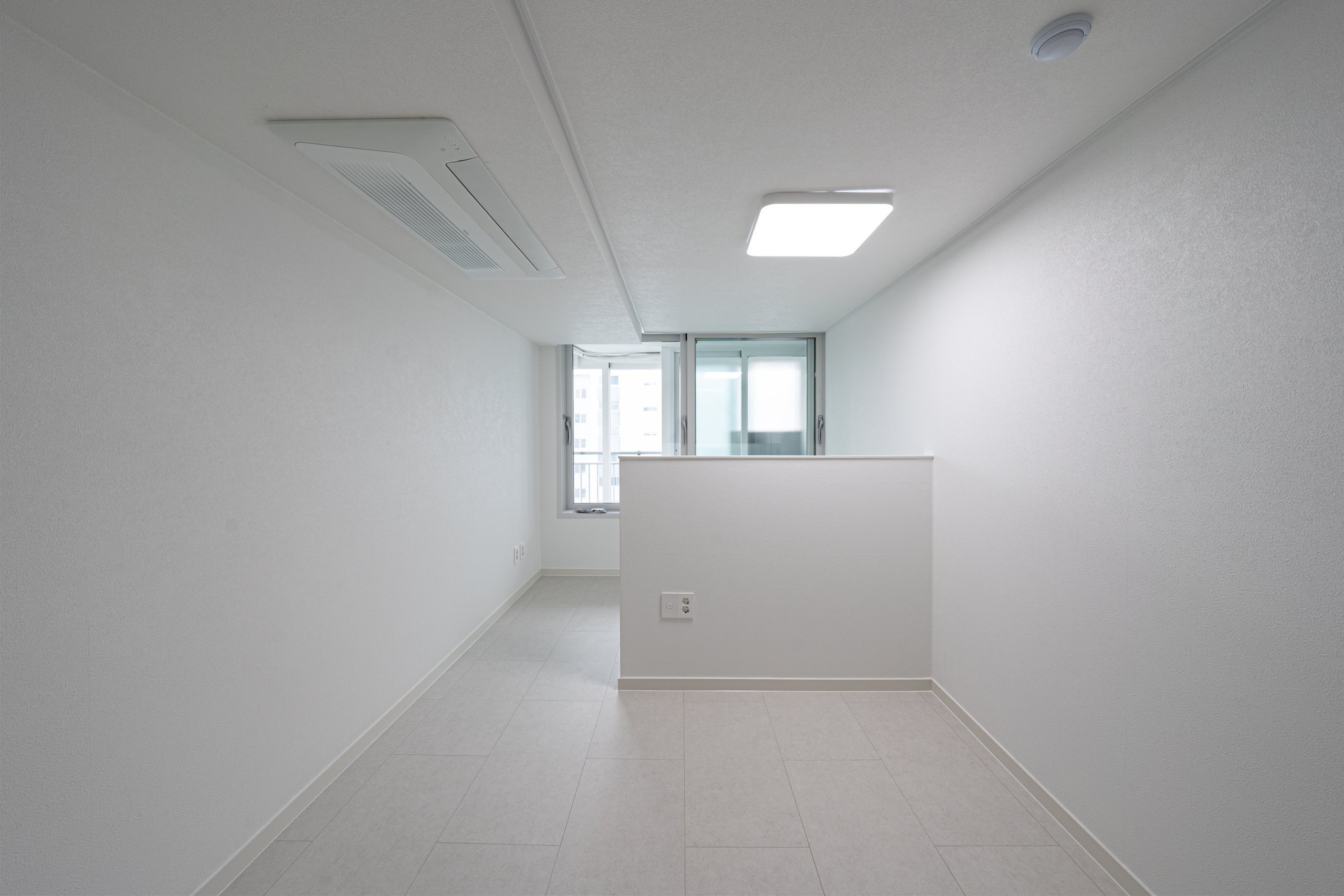 /user/d/designholic/editor/2509/bfbc1ae9f209bd86667bccb39847b6c4_1758504541_6172.jpg 이미지크게보기