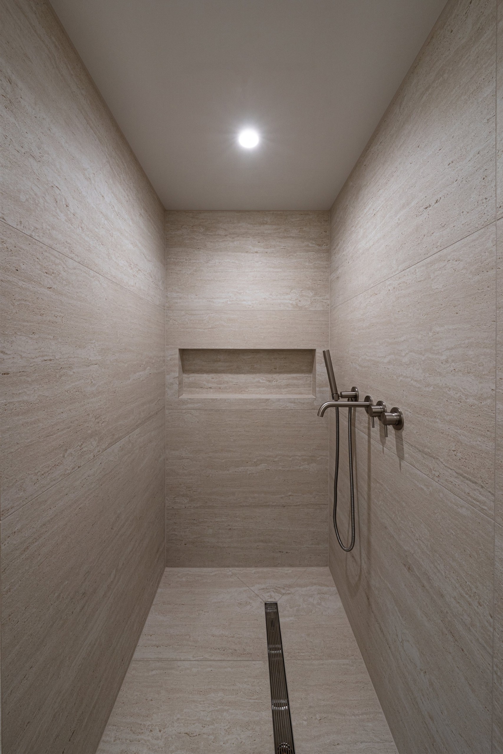 /user/d/designholic/editor/2509/d029462290e77dca470683cb7afa7810_1758589419_6163.jpg 이미지크게보기