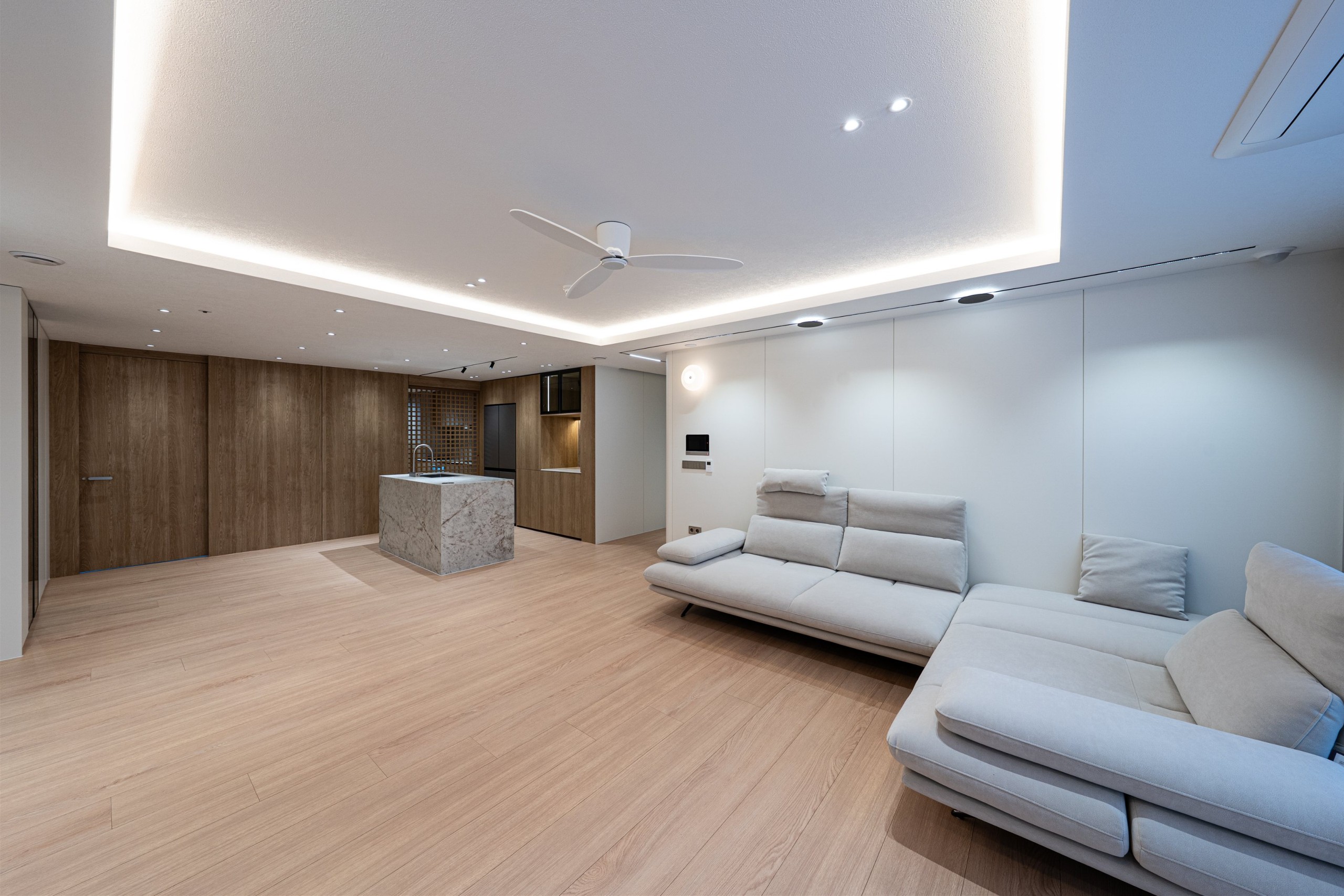 /user/d/designholic/editor/2509/d029462290e77dca470683cb7afa7810_1758589448_8212.jpg 이미지크게보기