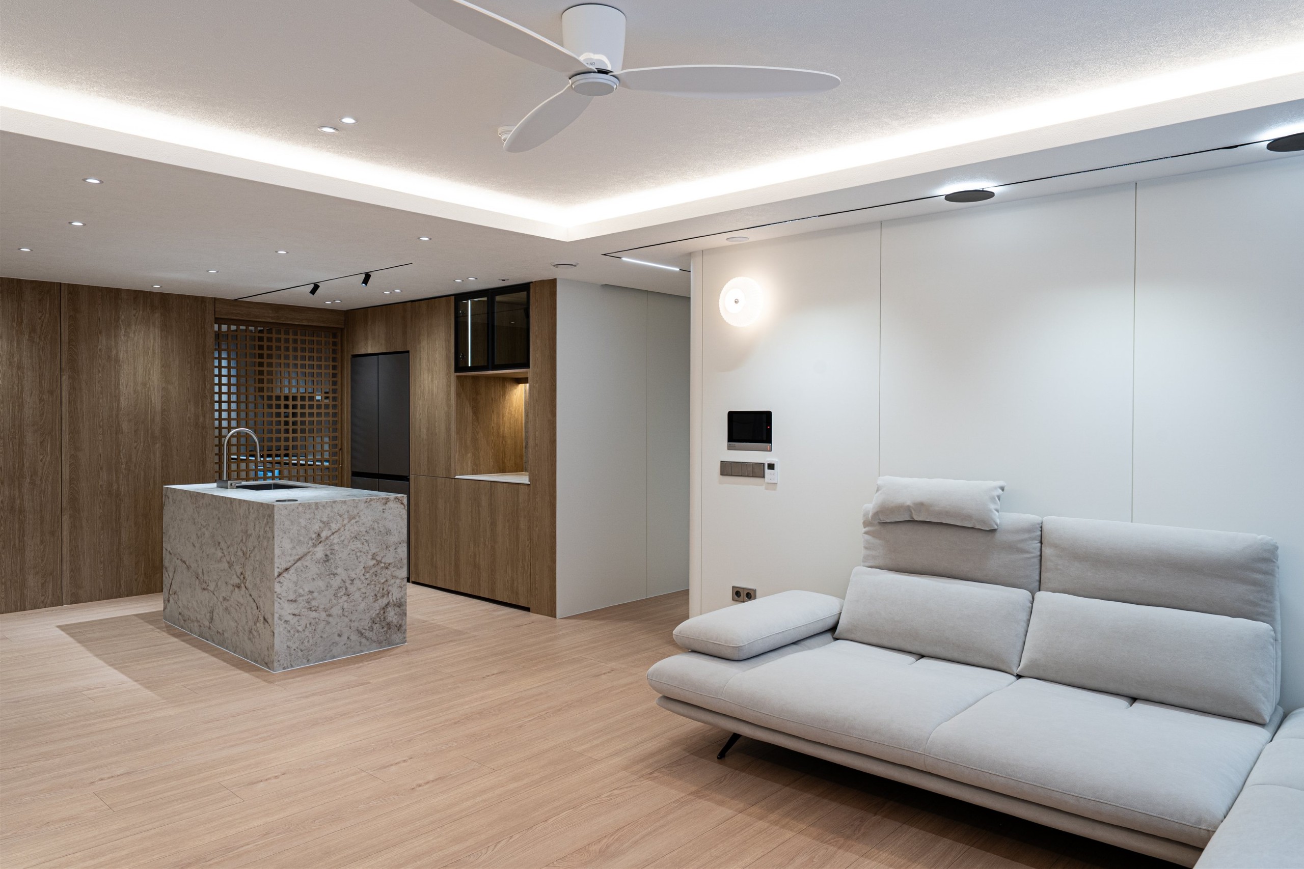/user/d/designholic/editor/2509/d029462290e77dca470683cb7afa7810_1758589448_995.jpg 이미지크게보기