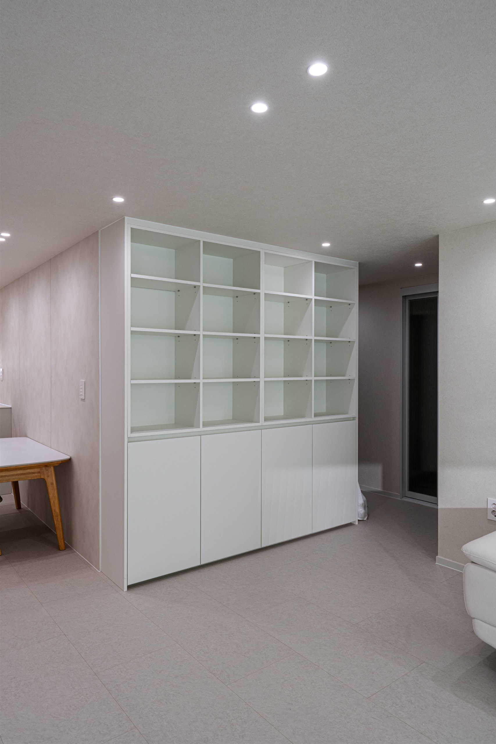 /user/d/designholic/editor/2512/6cc0c19b5c546195f5eb1df921c90572_1765240904_7645.jpg 이미지크게보기