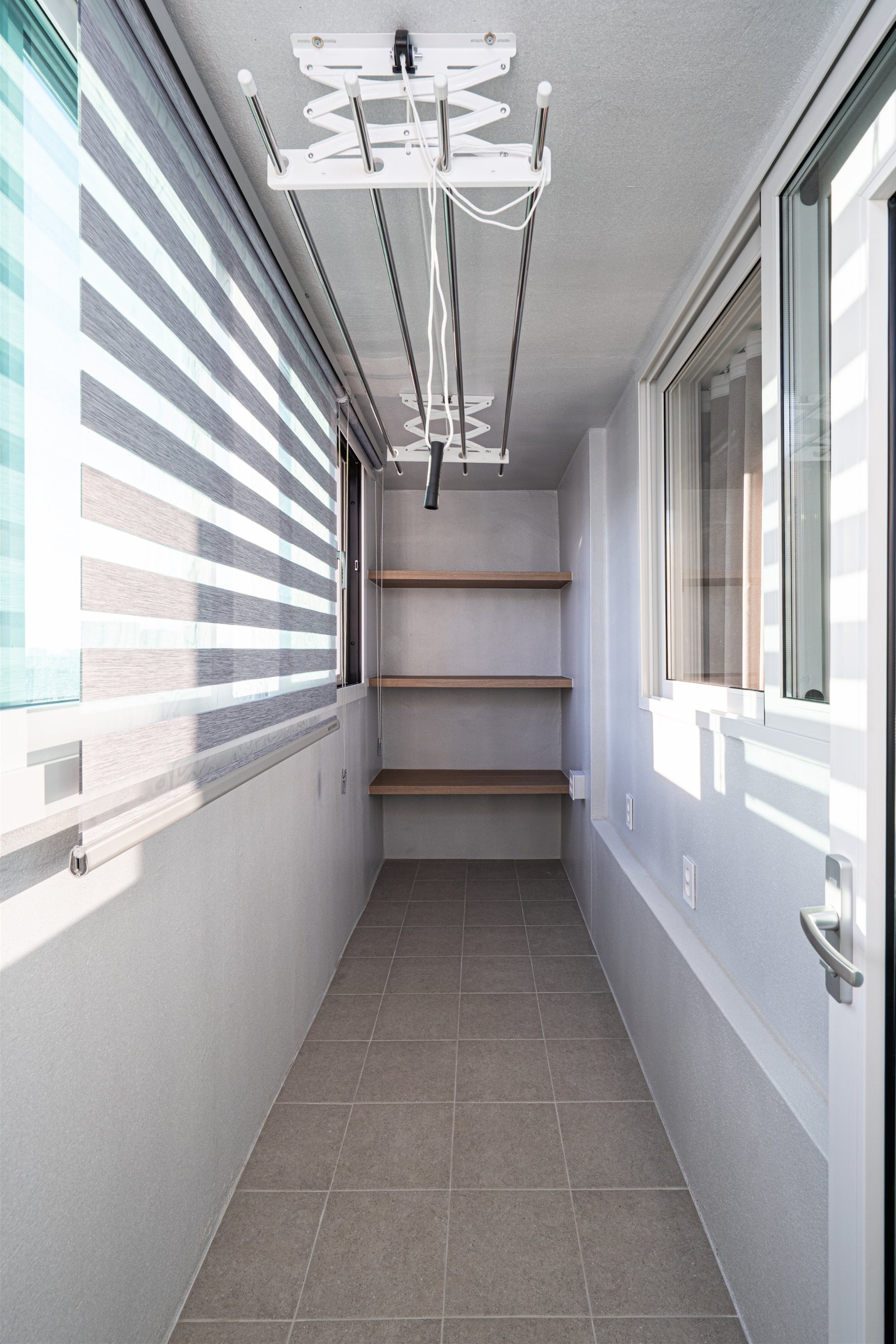 /user/d/designholic/editor/2512/6cc0c19b5c546195f5eb1df921c90572_1765240905_6687.jpg 이미지크게보기