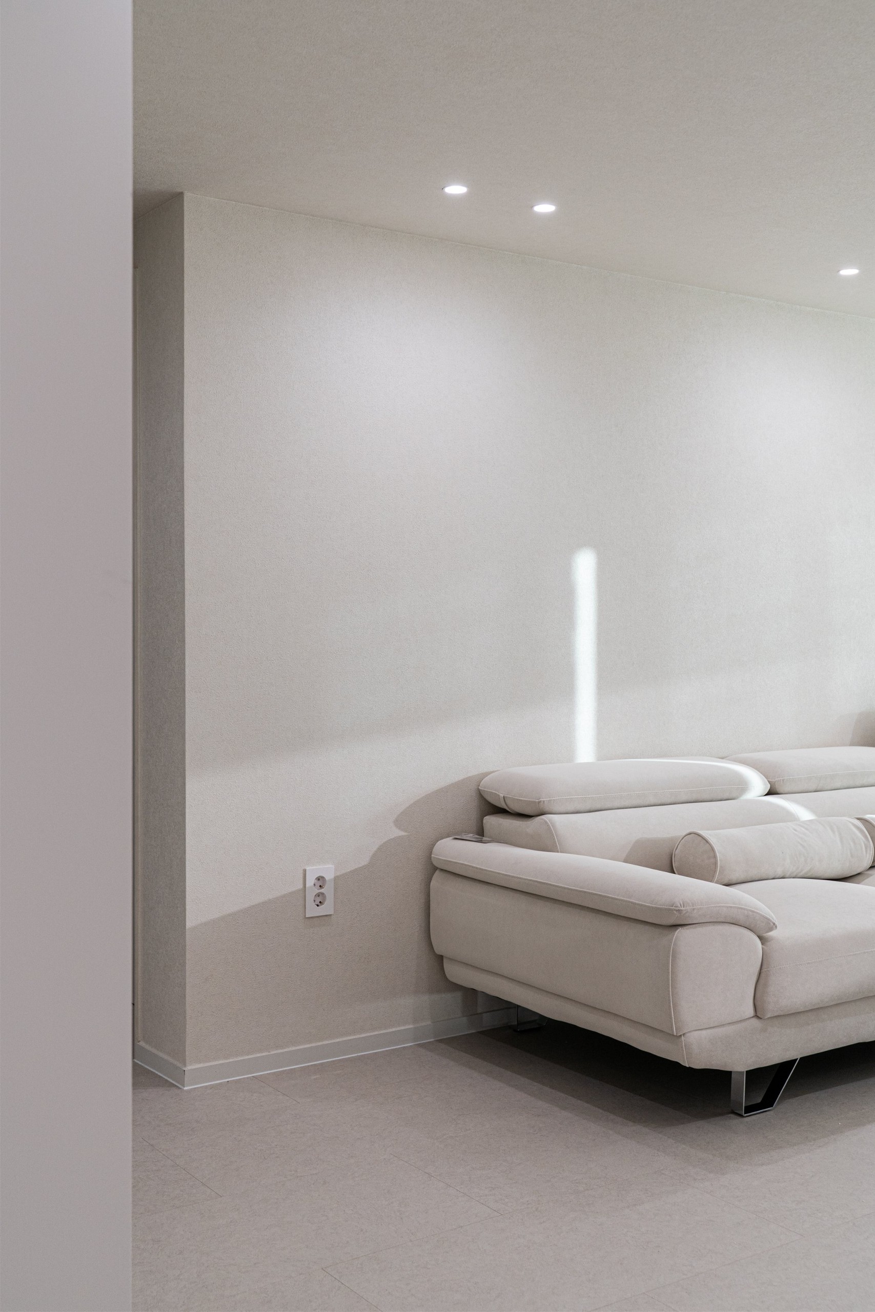 /user/d/designholic/editor/2512/6cc0c19b5c546195f5eb1df921c90572_1765240913_2265.jpg 이미지크게보기