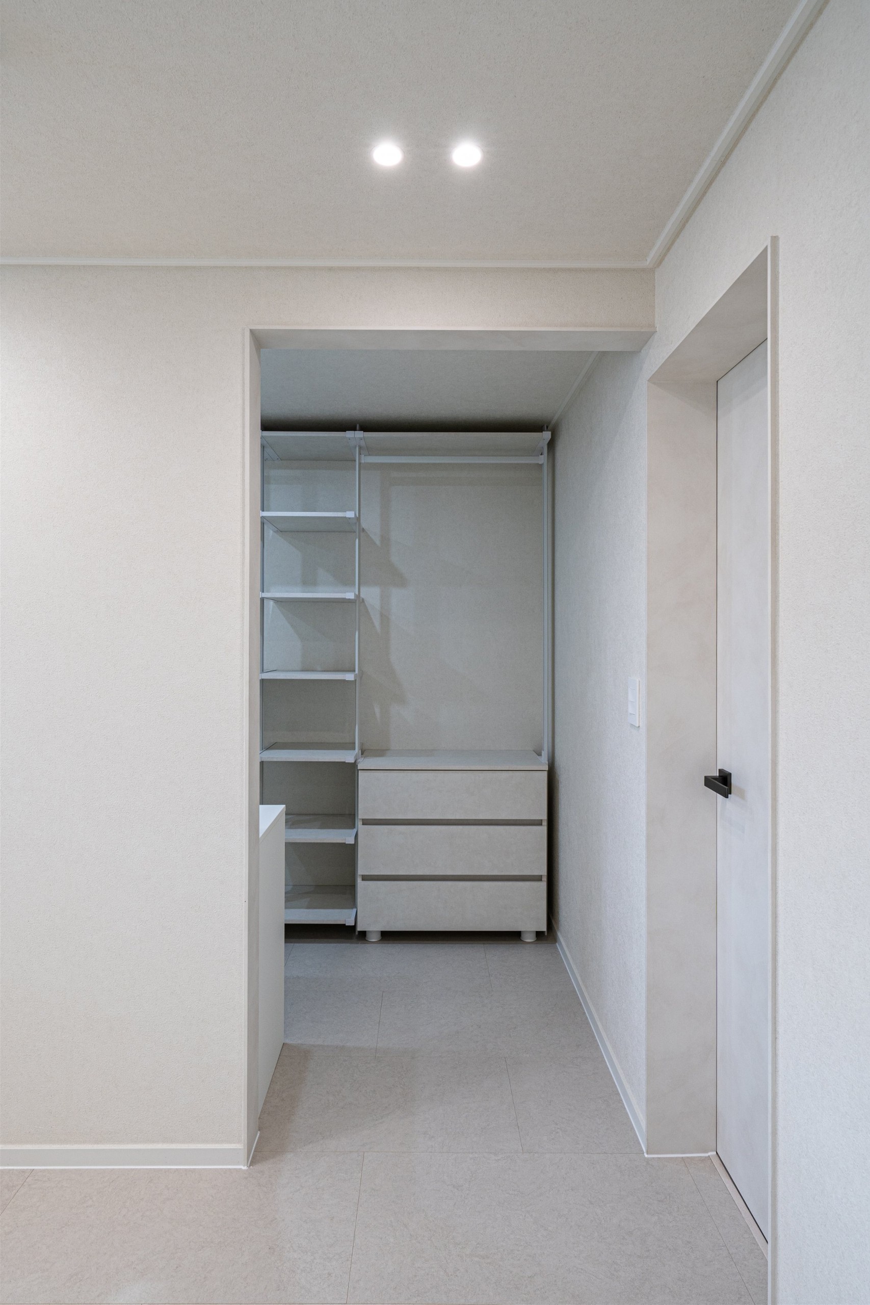 /user/d/designholic/editor/2512/6cc0c19b5c546195f5eb1df921c90572_1765240919_7108.jpg 이미지크게보기