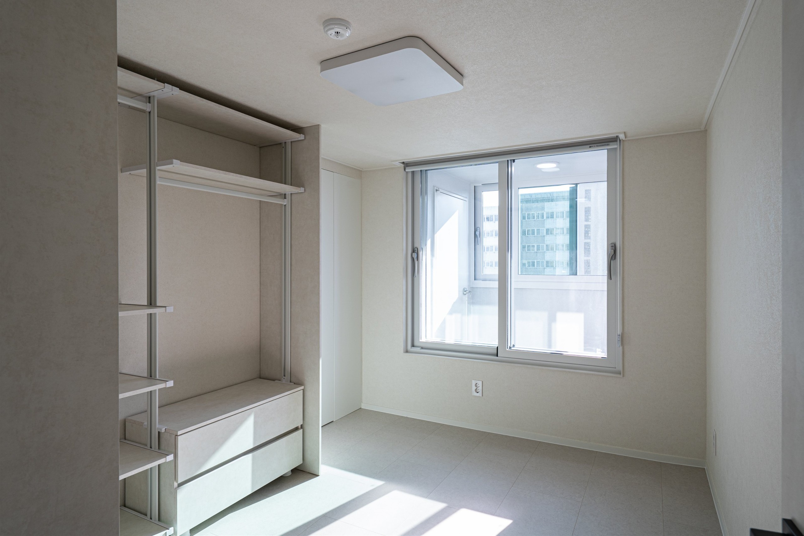 /user/d/designholic/editor/2512/6cc0c19b5c546195f5eb1df921c90572_1765240938_9815.jpg 이미지크게보기