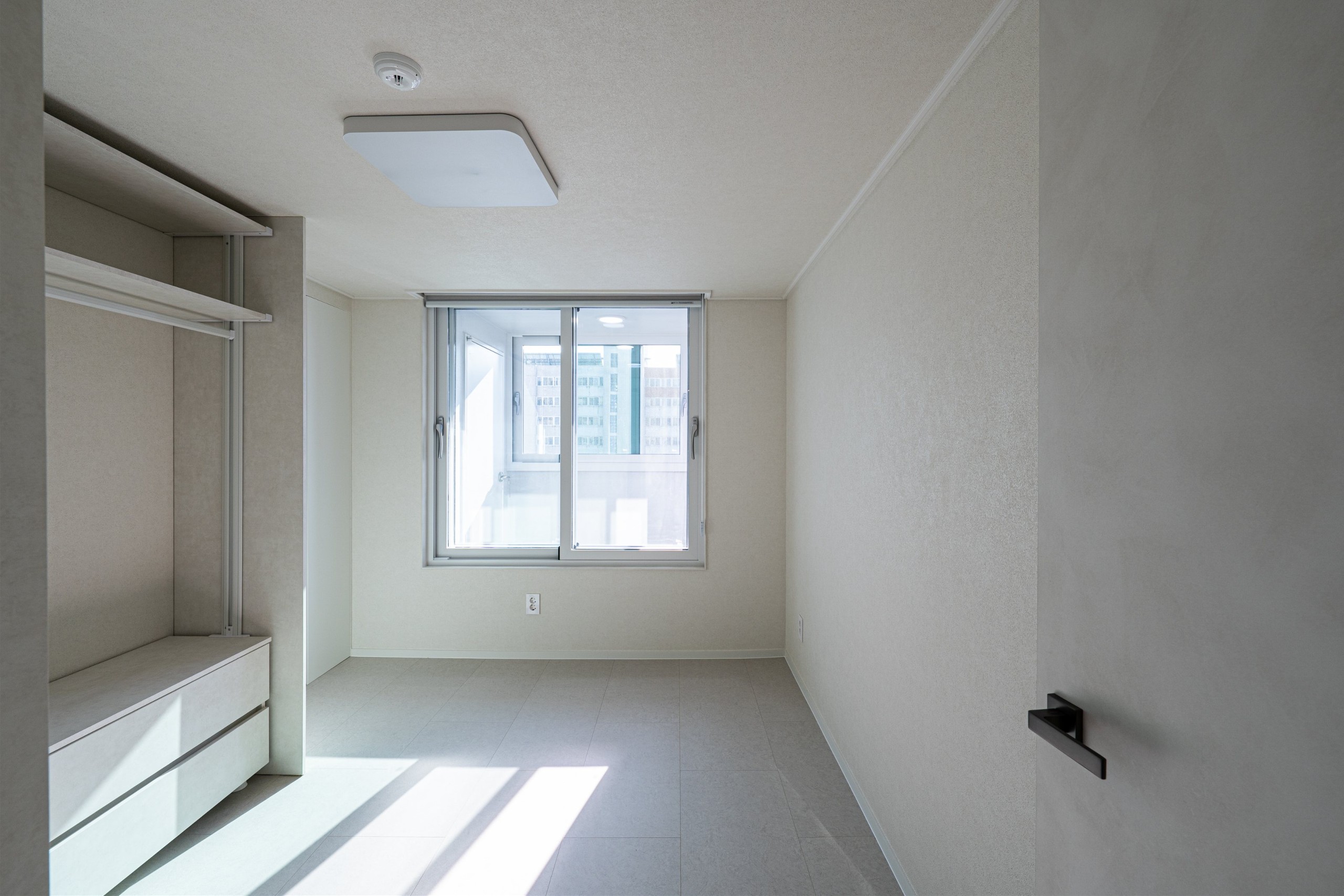 /user/d/designholic/editor/2512/6cc0c19b5c546195f5eb1df921c90572_1765240939_1268.jpg 이미지크게보기