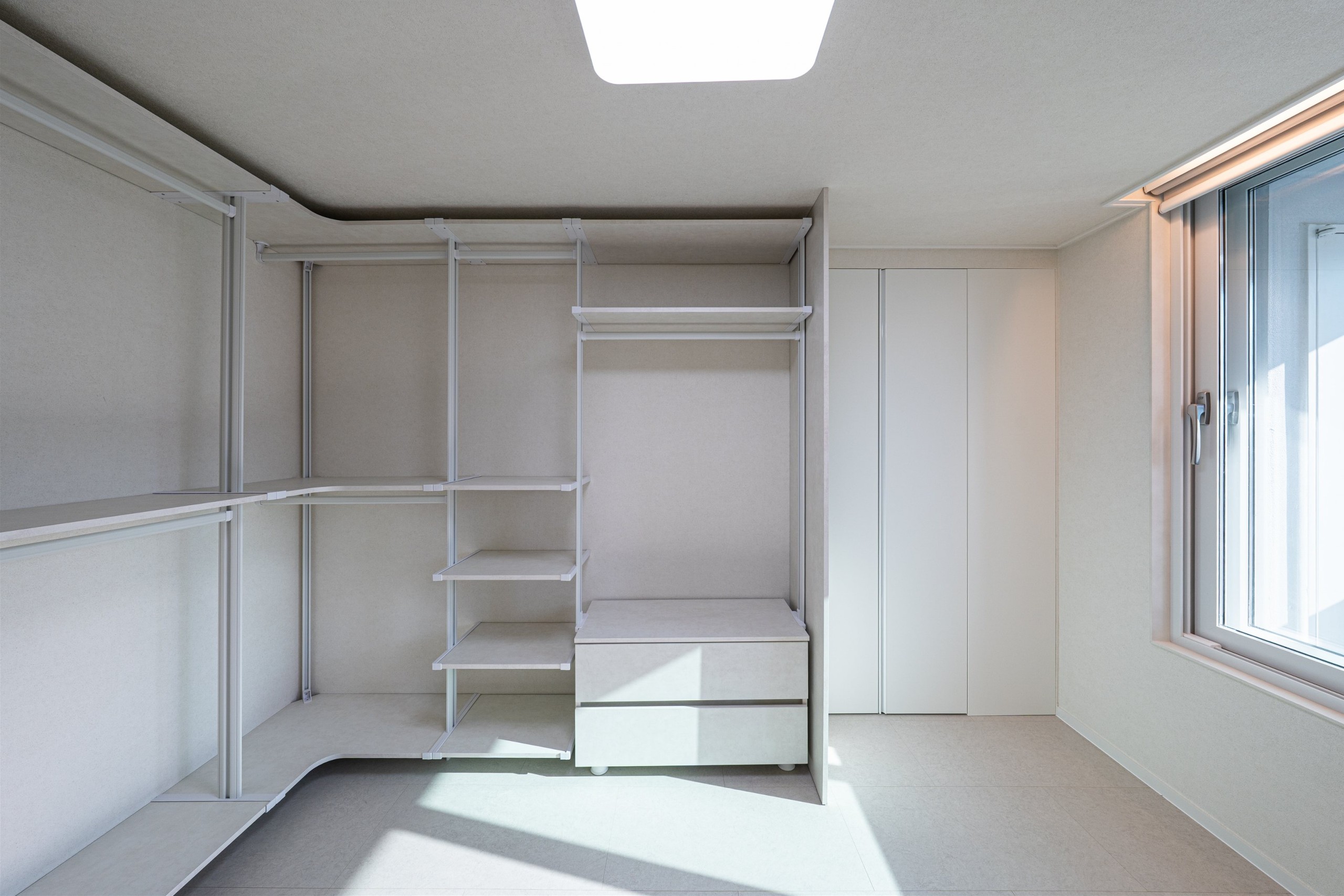 /user/d/designholic/editor/2512/6cc0c19b5c546195f5eb1df921c90572_1765240939_4082.jpg 이미지크게보기