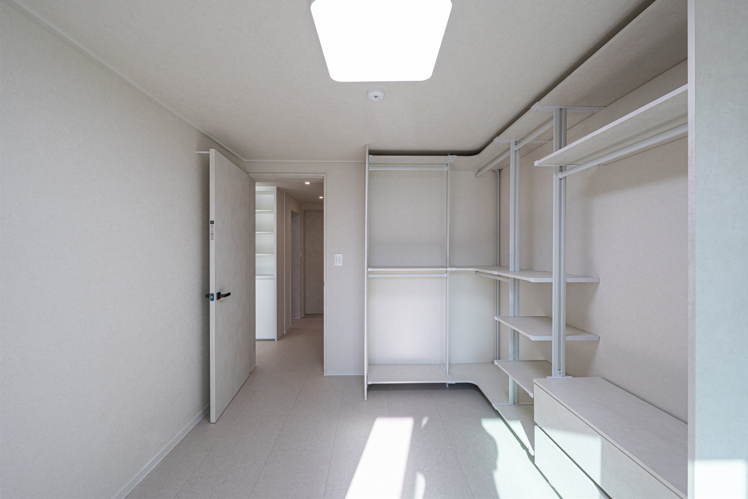 /user/d/designholic/editor/2512/6cc0c19b5c546195f5eb1df921c90572_1765240939_5429.jpg 이미지크게보기