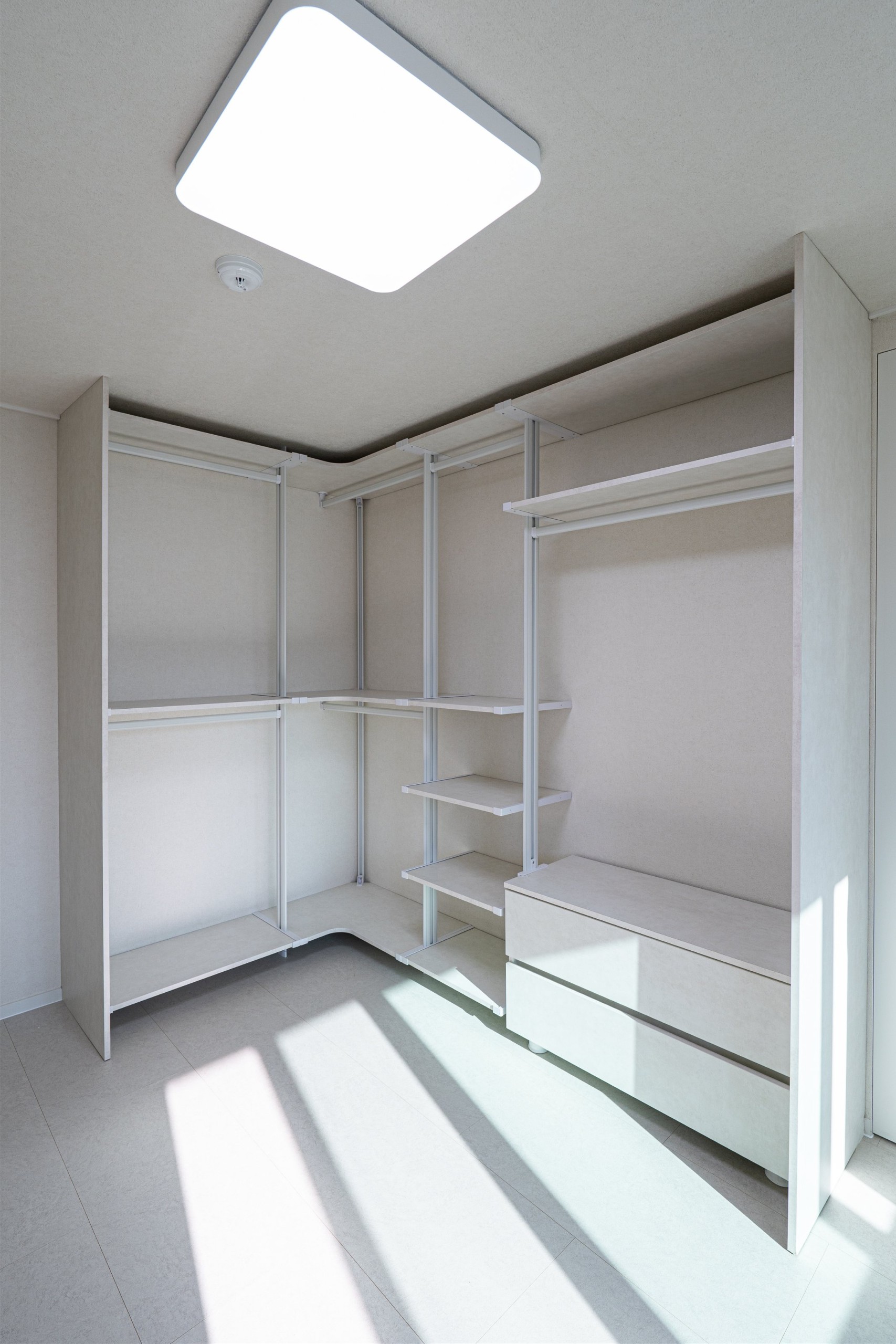 /user/d/designholic/editor/2512/6cc0c19b5c546195f5eb1df921c90572_1765240939_6873.jpg 이미지크게보기