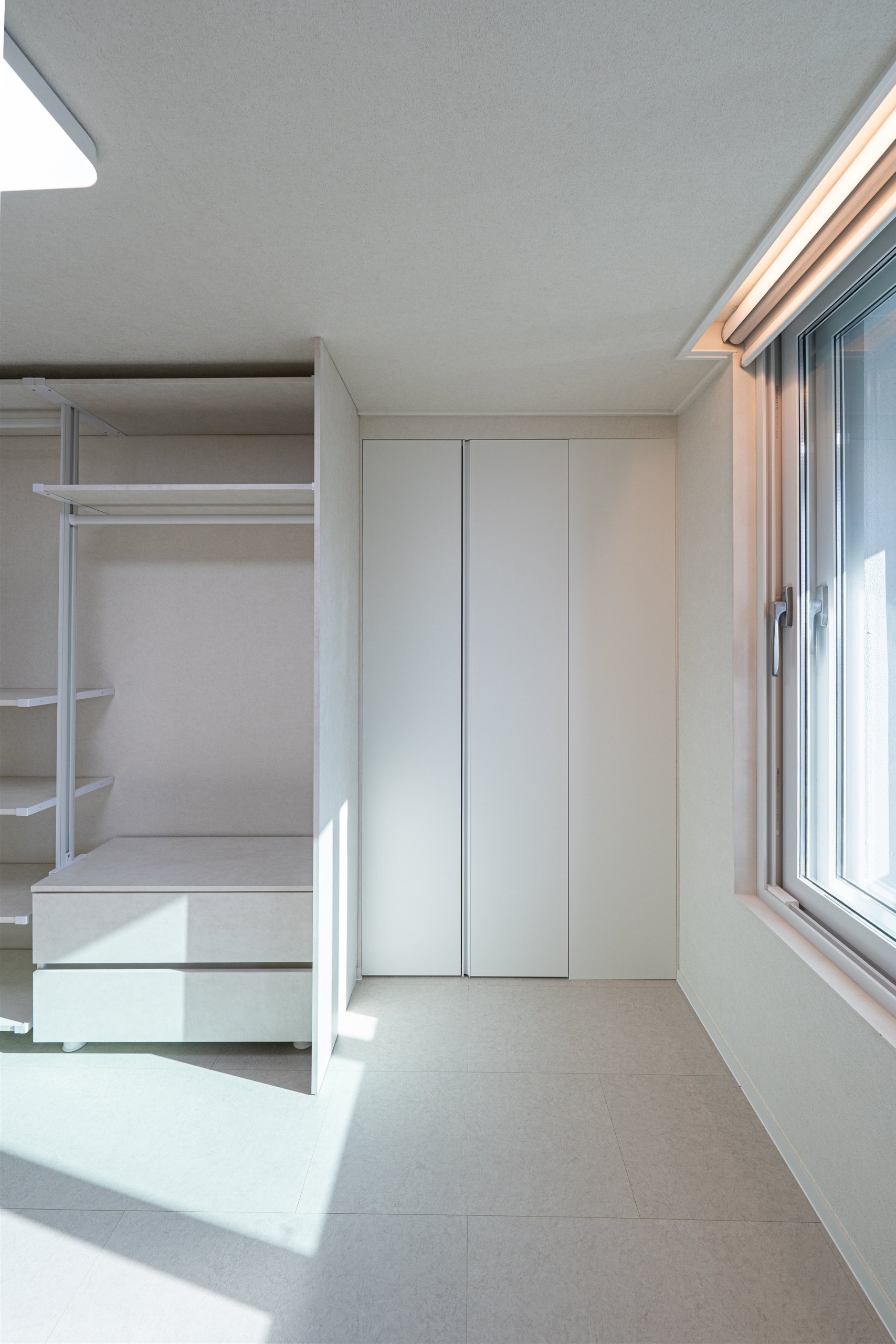 /user/d/designholic/editor/2512/6cc0c19b5c546195f5eb1df921c90572_1765240939_8269.jpg 이미지크게보기