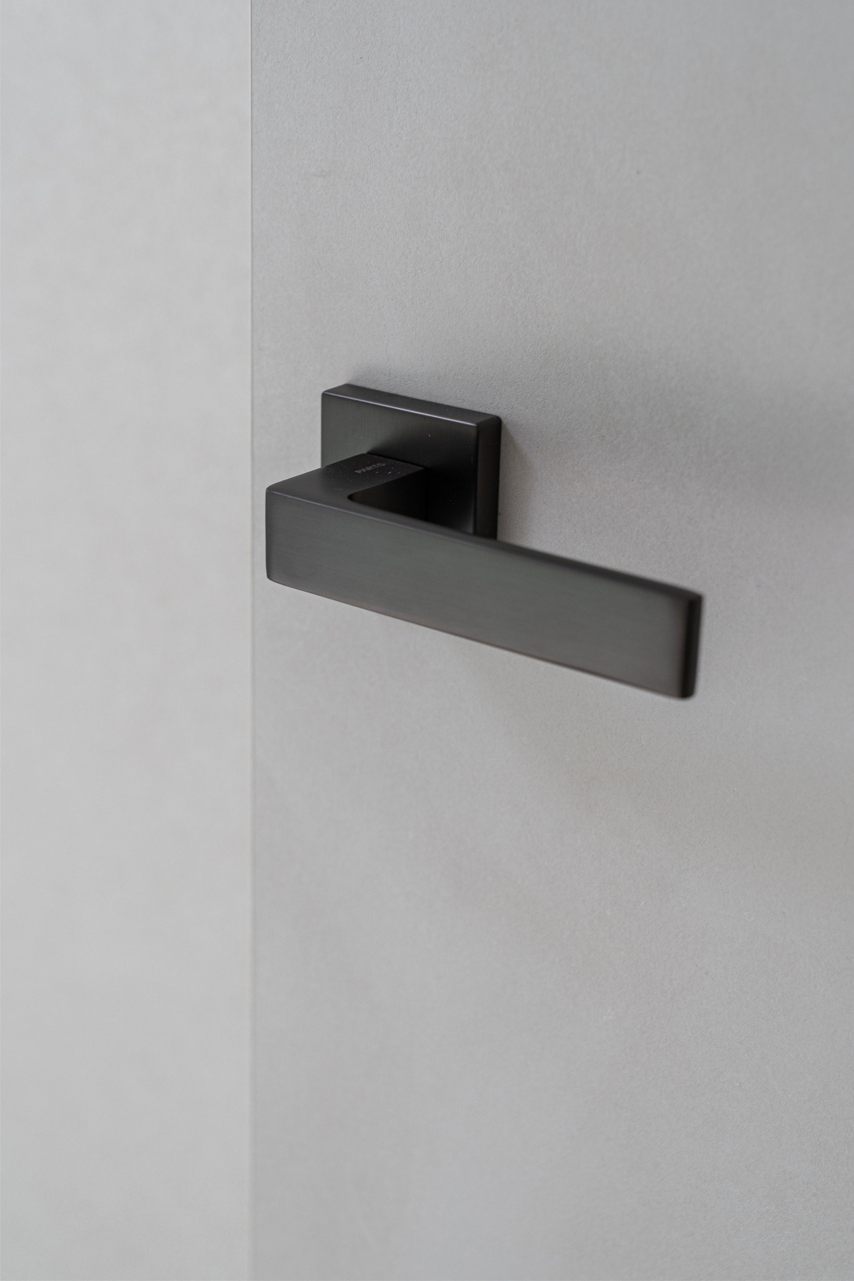 /user/d/designholic/editor/2512/6cc0c19b5c546195f5eb1df921c90572_1765240945_5207.jpg 이미지크게보기