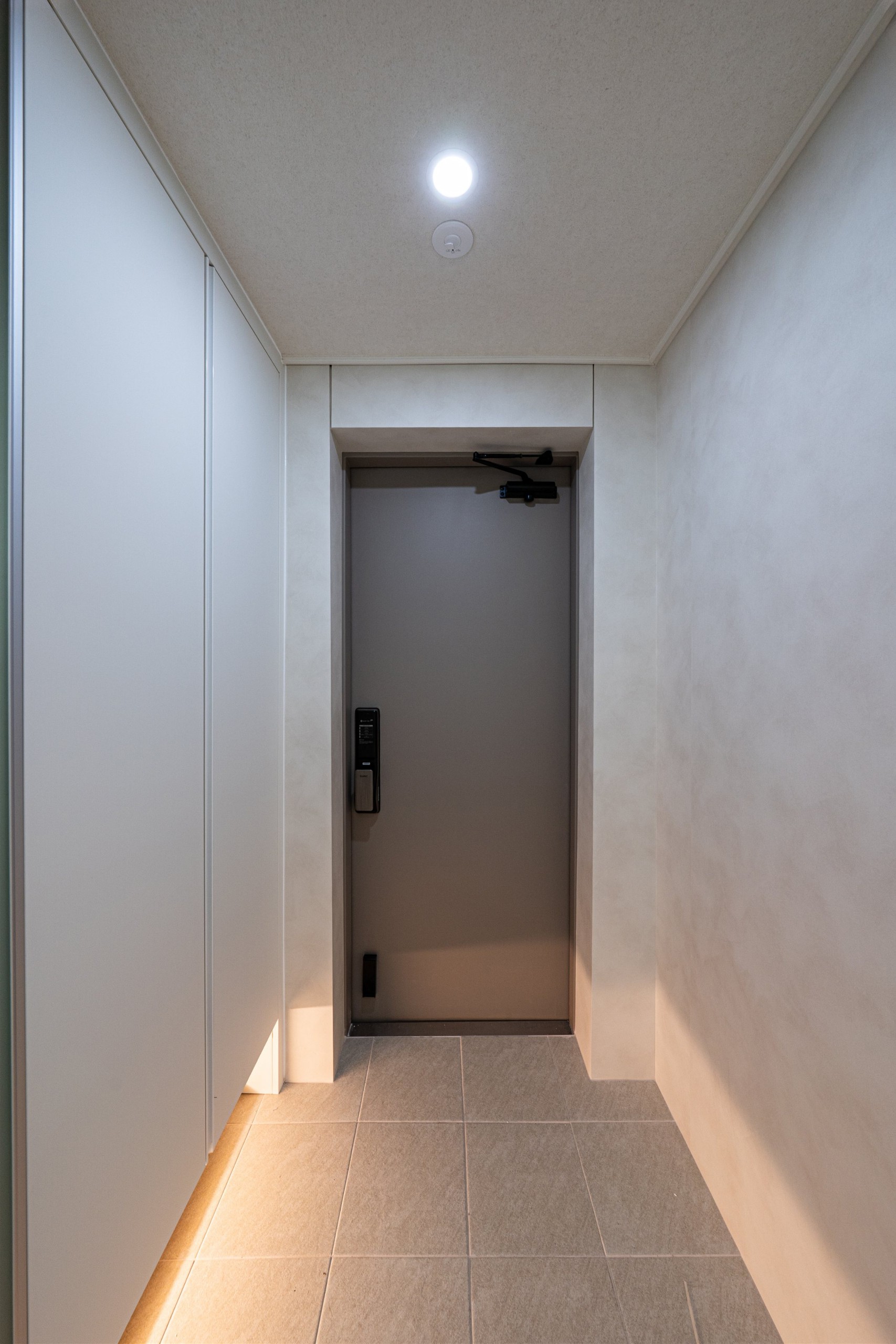 /user/d/designholic/editor/2512/6cc0c19b5c546195f5eb1df921c90572_1765240959_8802.jpg 이미지크게보기