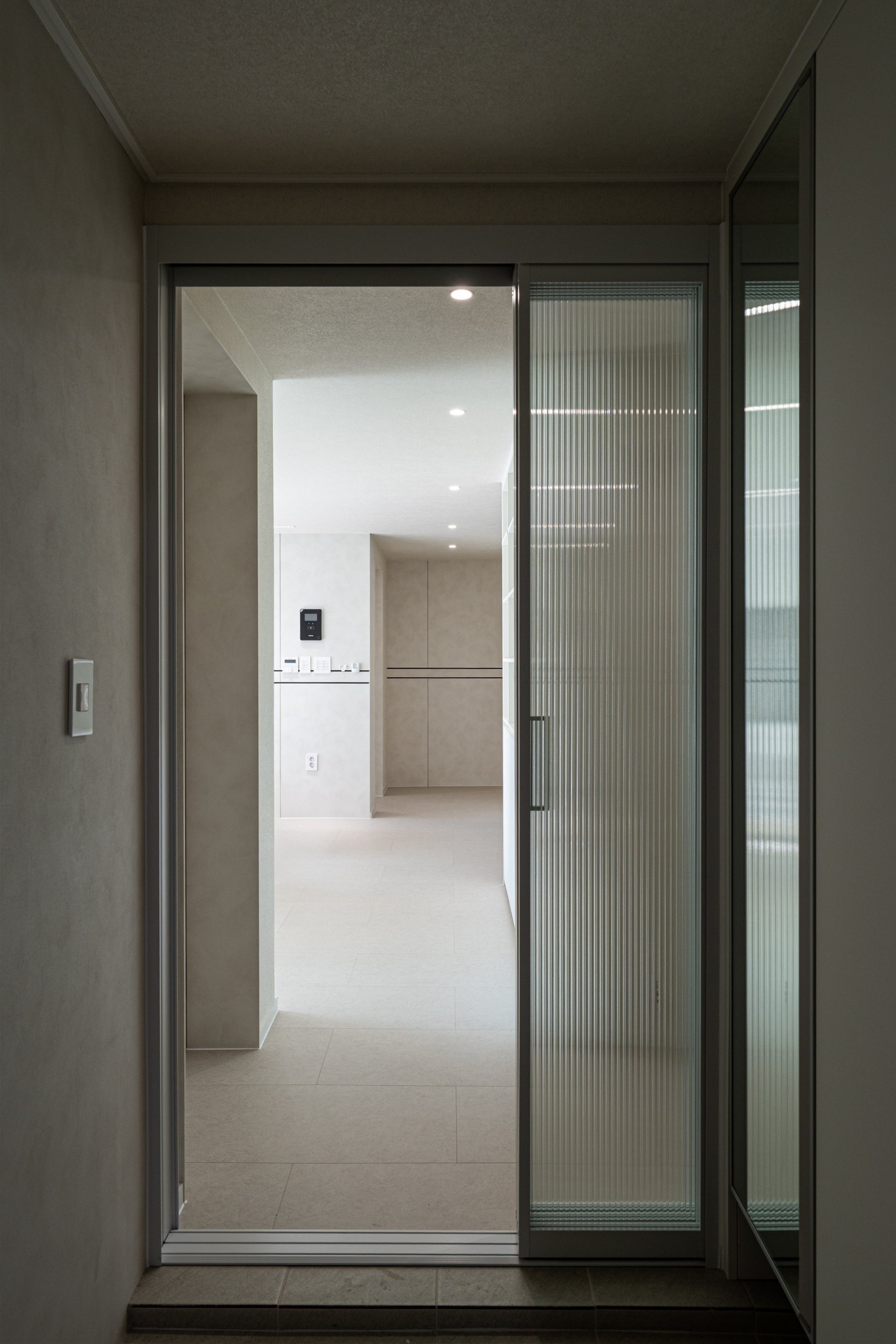 /user/d/designholic/editor/2512/6cc0c19b5c546195f5eb1df921c90572_1765240965_3525.jpg 이미지크게보기