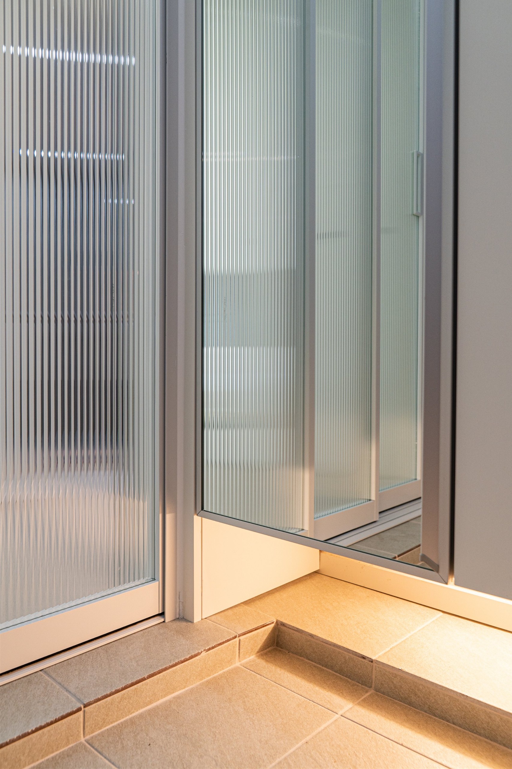 /user/d/designholic/editor/2512/6cc0c19b5c546195f5eb1df921c90572_1765240965_8045.jpg 이미지크게보기