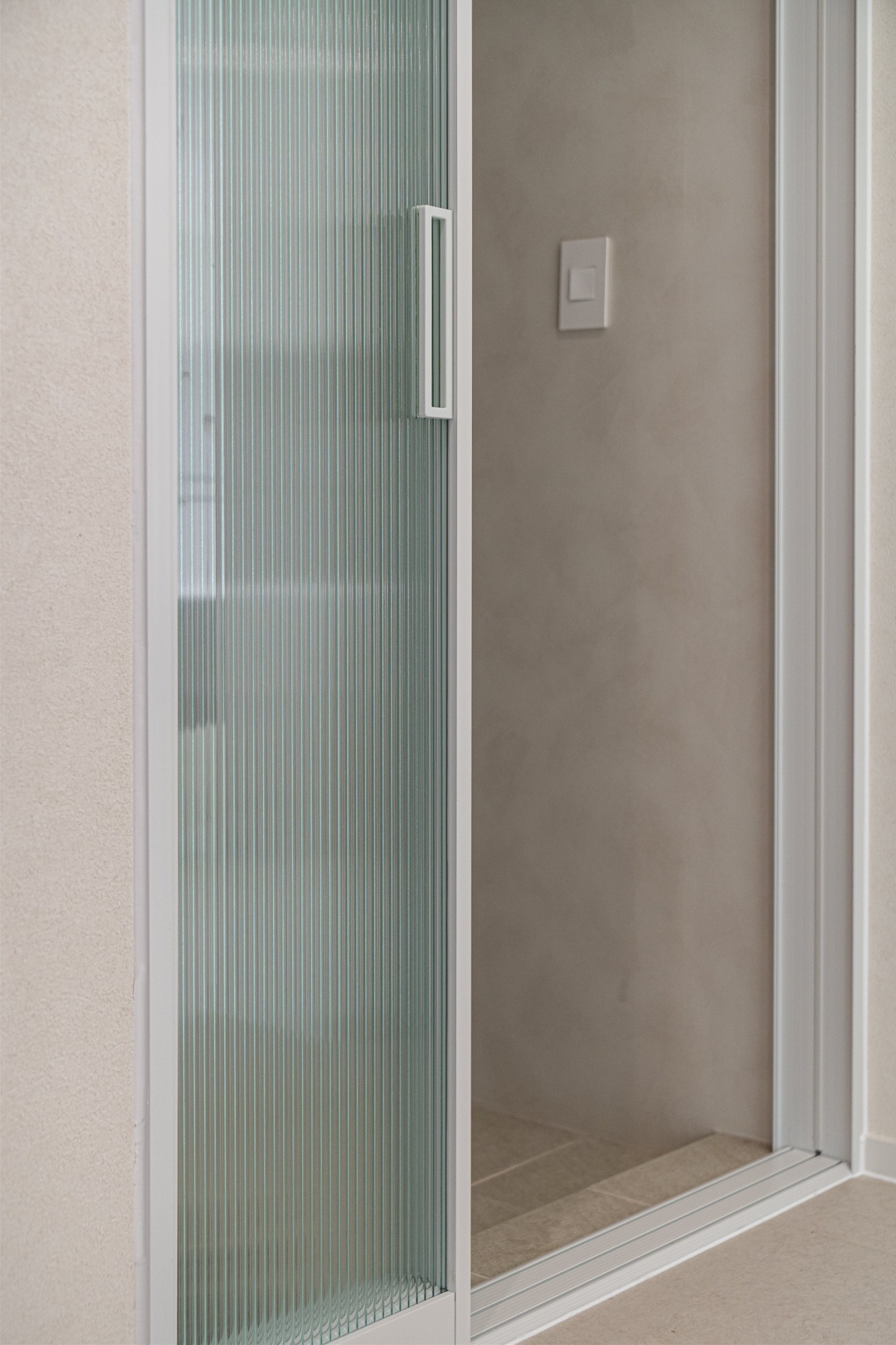 /user/d/designholic/editor/2512/6cc0c19b5c546195f5eb1df921c90572_1765240966_1977.jpg 이미지크게보기