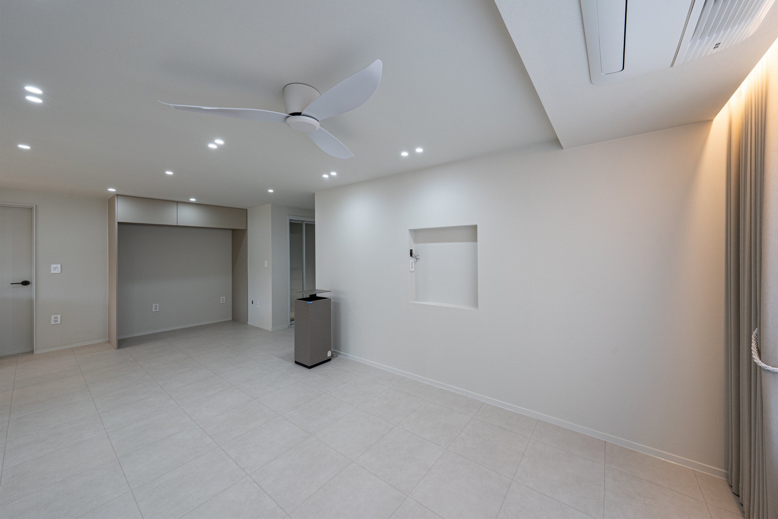 /user/d/designholic/editor/2601/5166de39b1e45b8d9e4877513dff9627_1768444382_3873.jpg 이미지크게보기