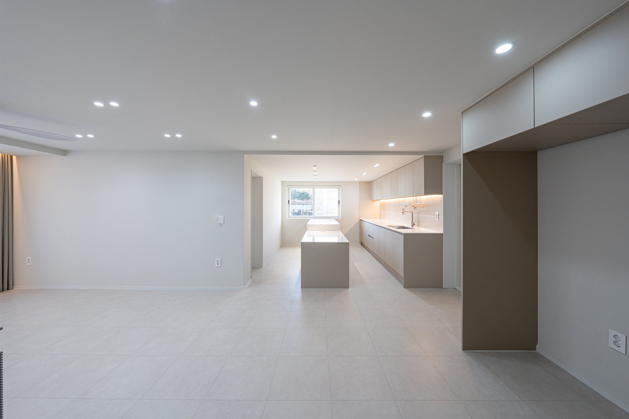 /user/d/designholic/editor/2601/5166de39b1e45b8d9e4877513dff9627_1768444386_8692.jpg 이미지크게보기