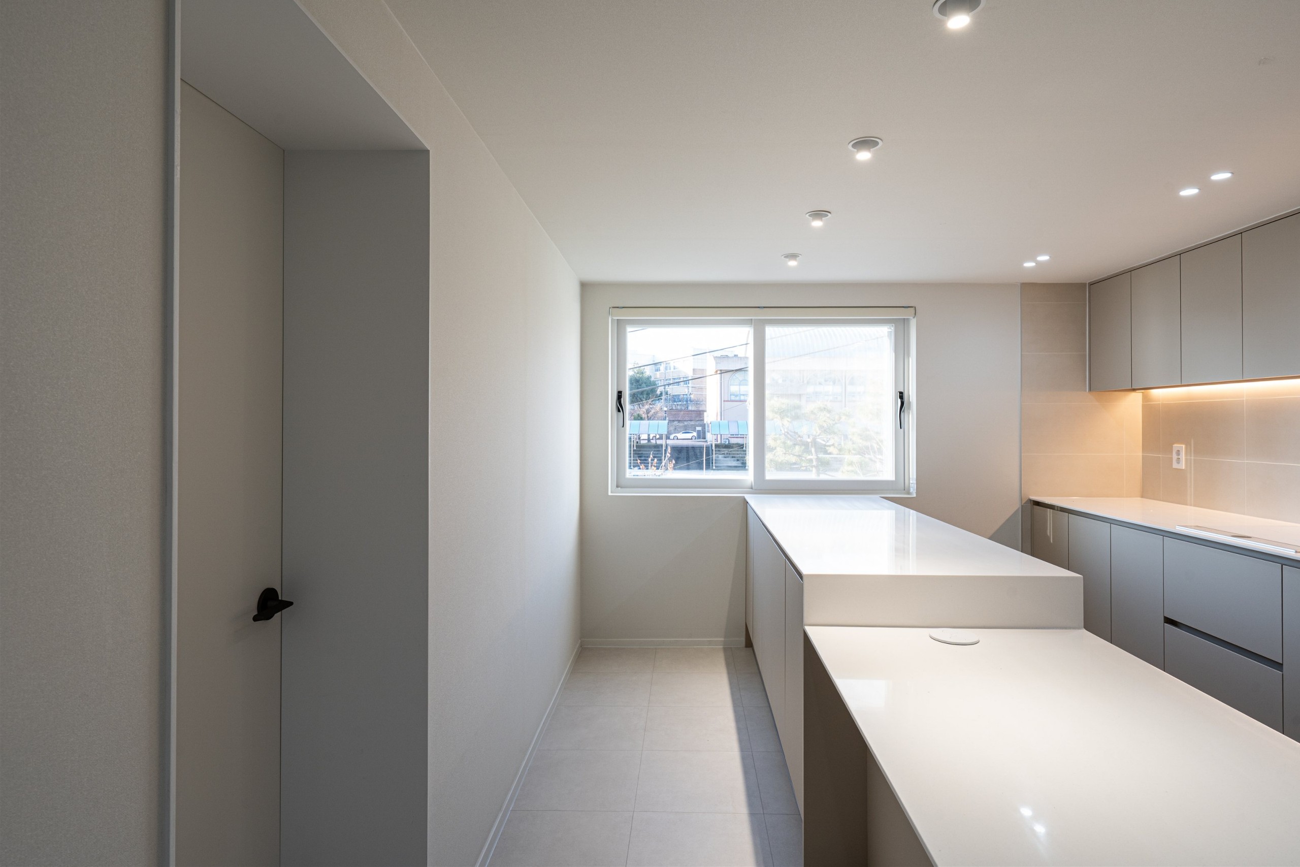 /user/d/designholic/editor/2601/5166de39b1e45b8d9e4877513dff9627_1768444393_1892.jpg 이미지크게보기