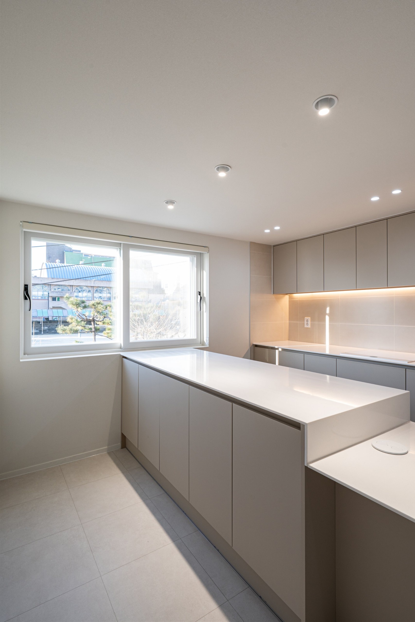 /user/d/designholic/editor/2601/5166de39b1e45b8d9e4877513dff9627_1768444398_676.jpg 이미지크게보기