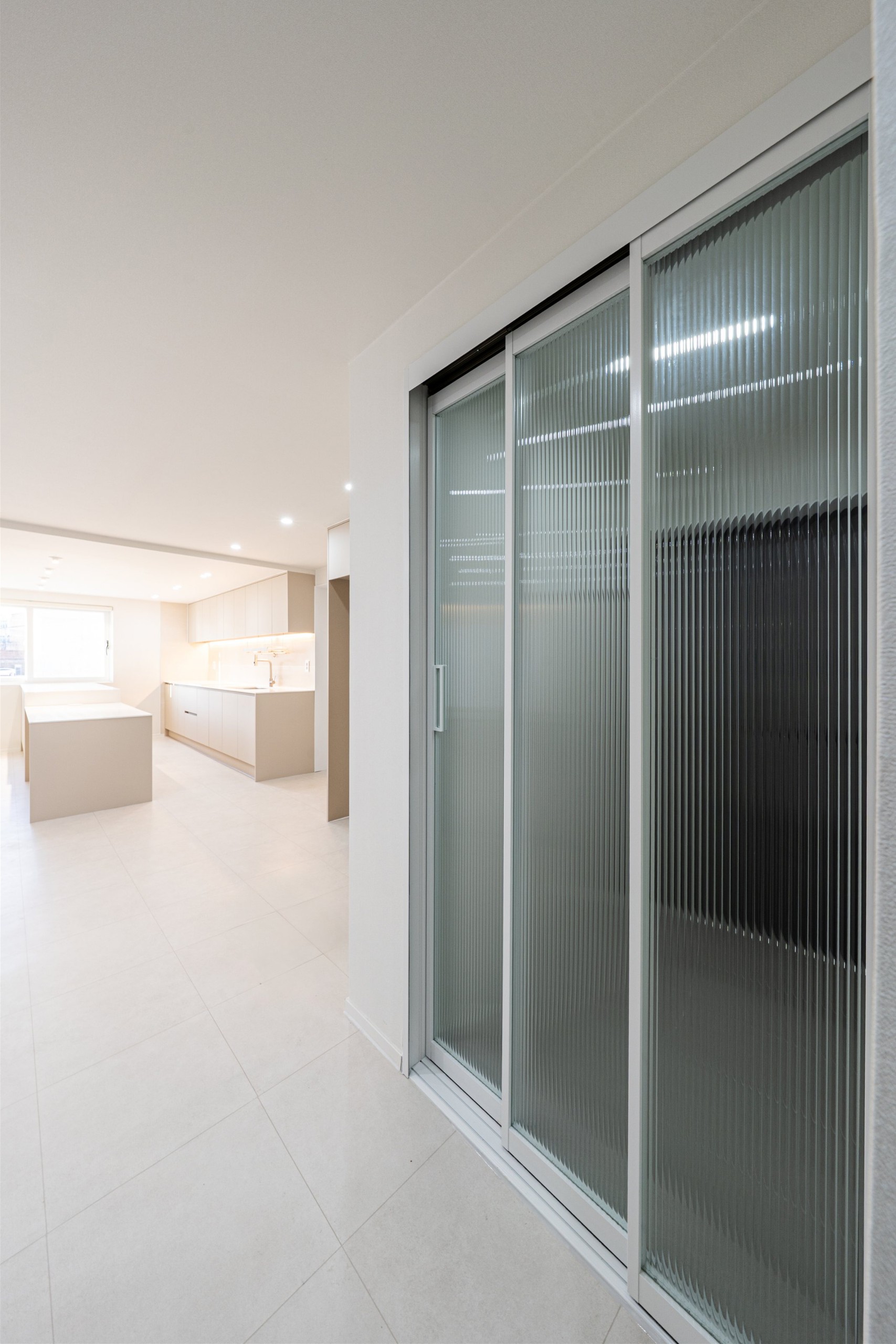 /user/d/designholic/editor/2601/5166de39b1e45b8d9e4877513dff9627_1768444404_6957.jpg 이미지크게보기