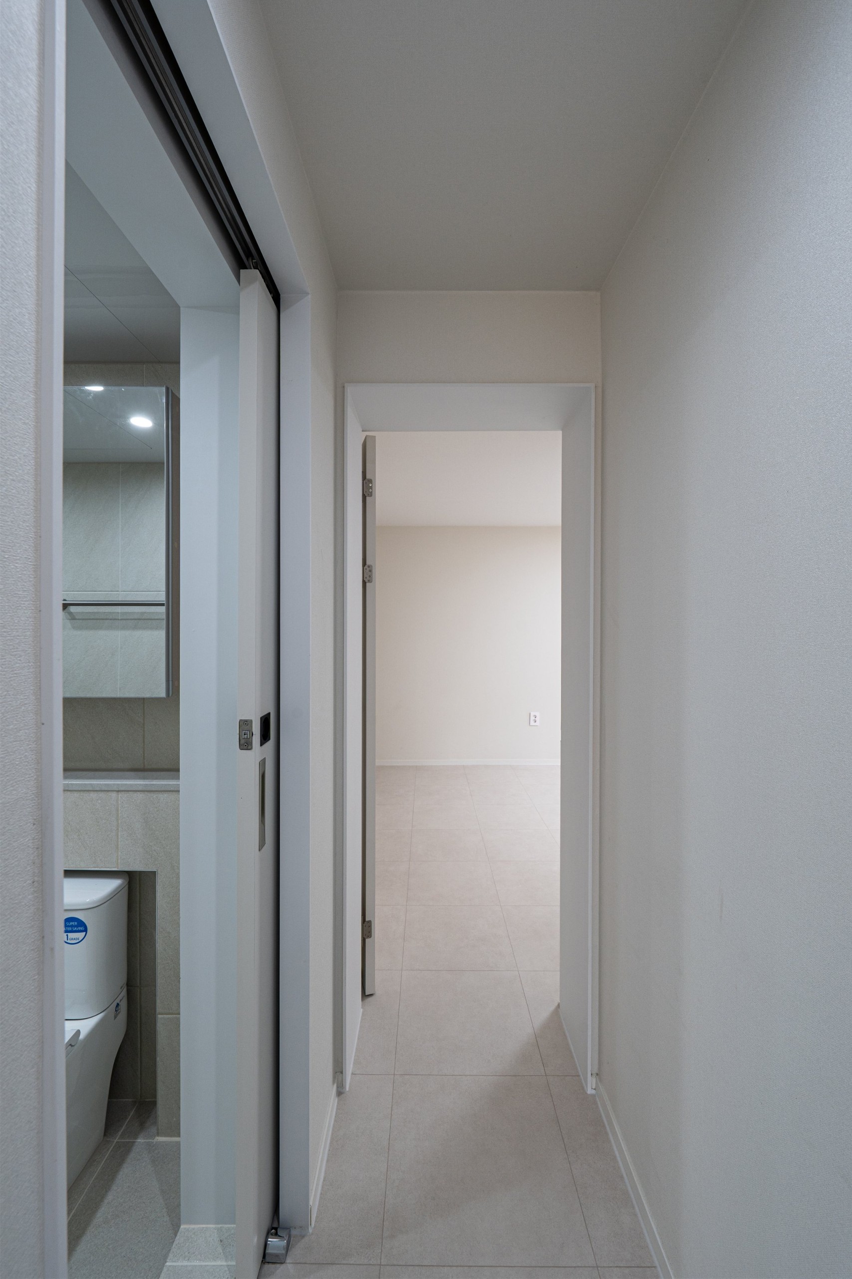 /user/d/designholic/editor/2601/5166de39b1e45b8d9e4877513dff9627_1768444422_8582.jpg 이미지크게보기