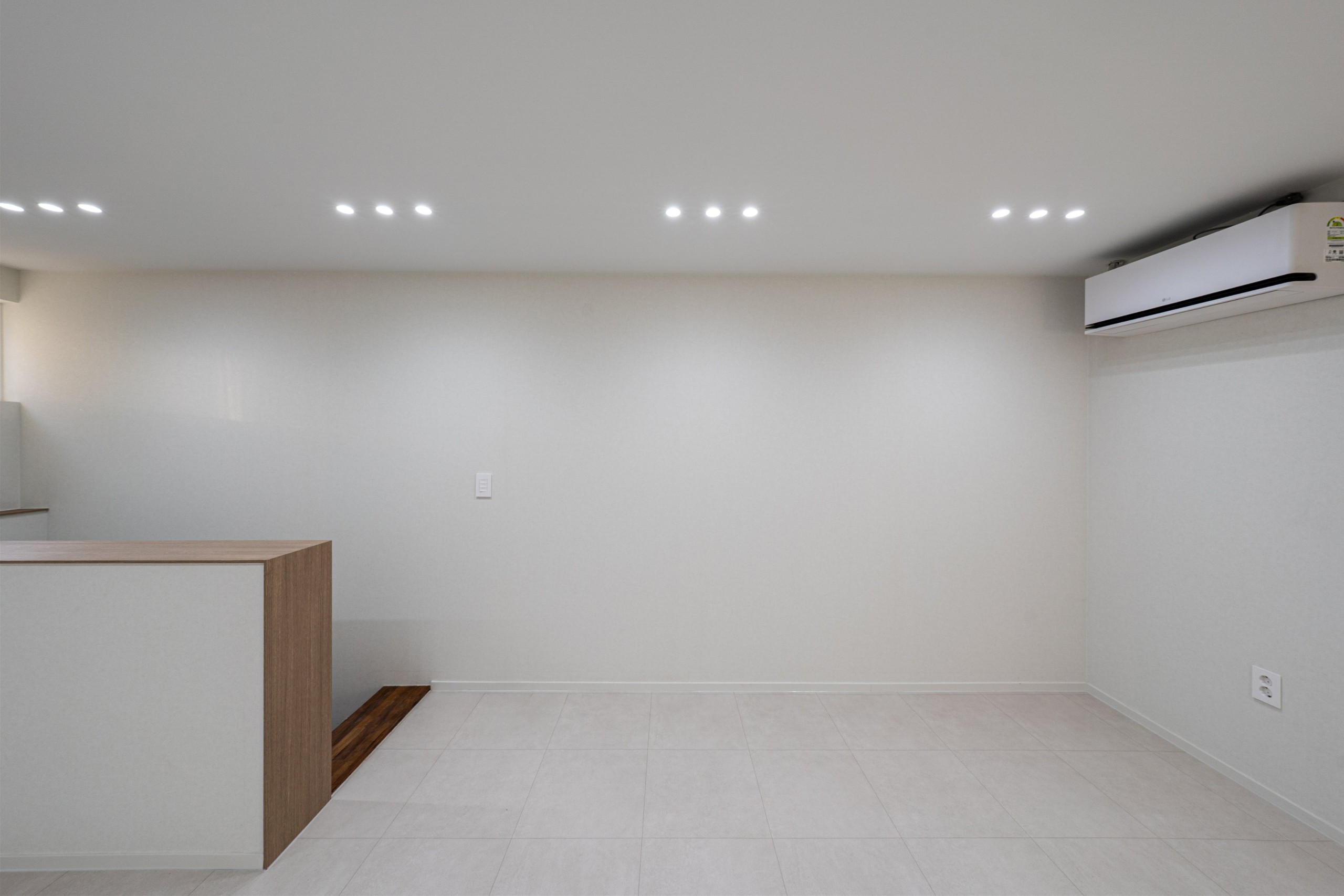 /user/d/designholic/editor/2601/5166de39b1e45b8d9e4877513dff9627_1768444450_2581.jpg 이미지크게보기