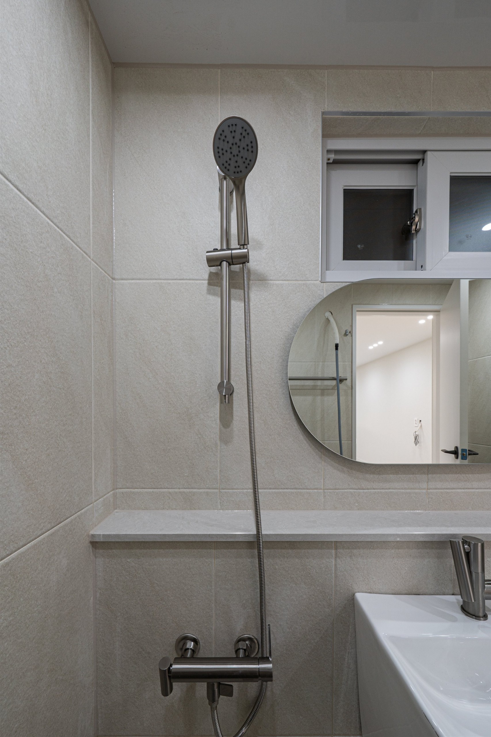 /user/d/designholic/editor/2601/5166de39b1e45b8d9e4877513dff9627_1768444456_3761.jpg 이미지크게보기