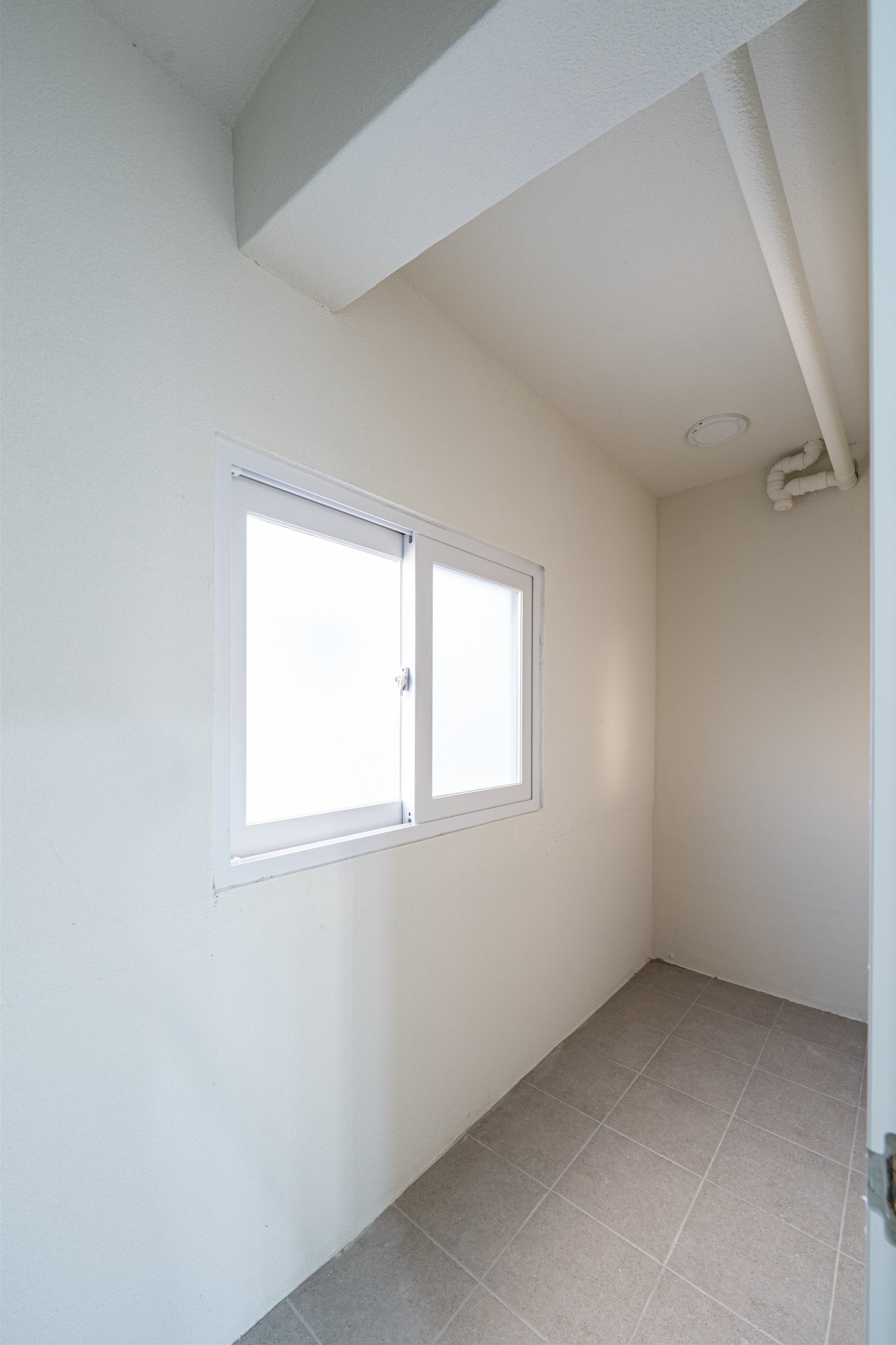 /user/d/designholic/editor/2601/5166de39b1e45b8d9e4877513dff9627_1768444461_9822.jpg 이미지크게보기