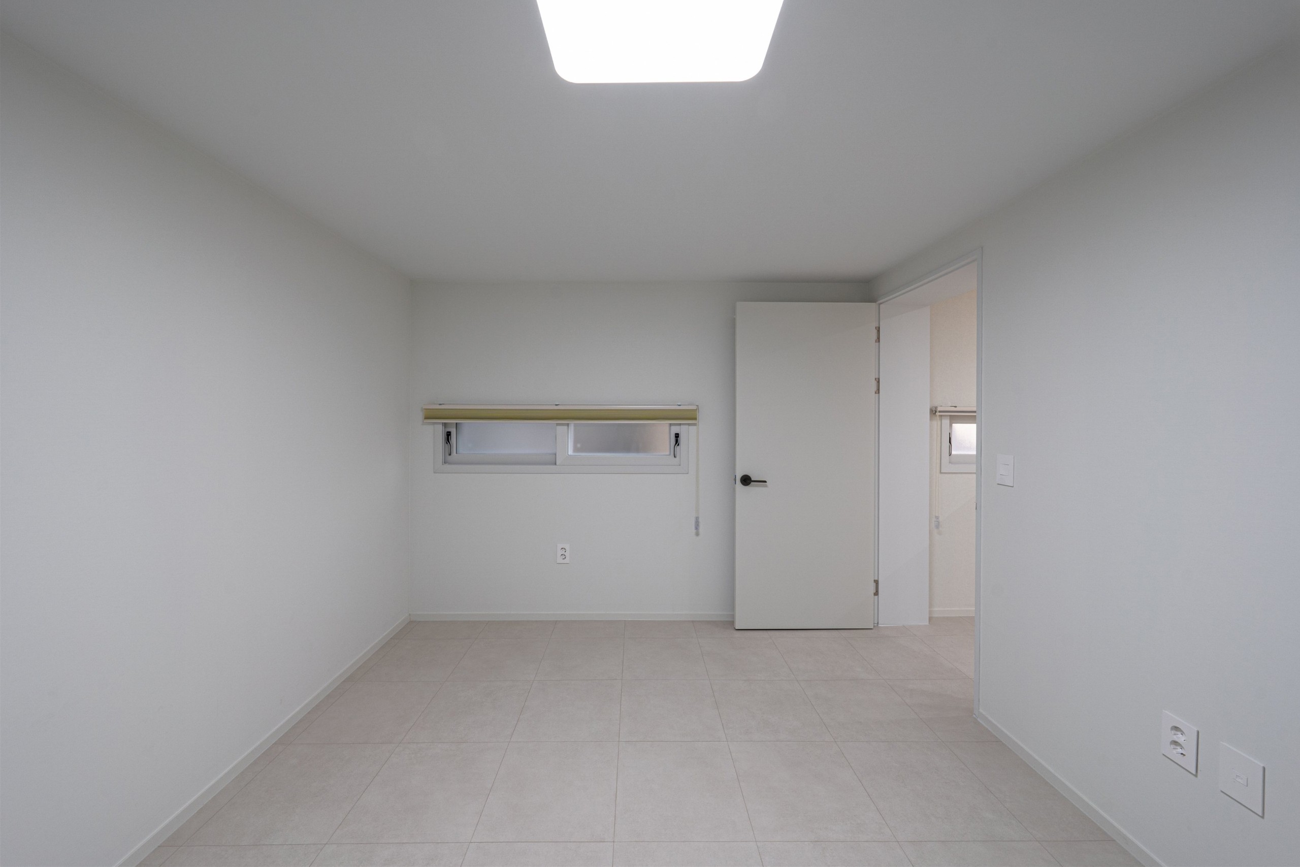 /user/d/designholic/editor/2601/5166de39b1e45b8d9e4877513dff9627_1768444468_5606.jpg 이미지크게보기