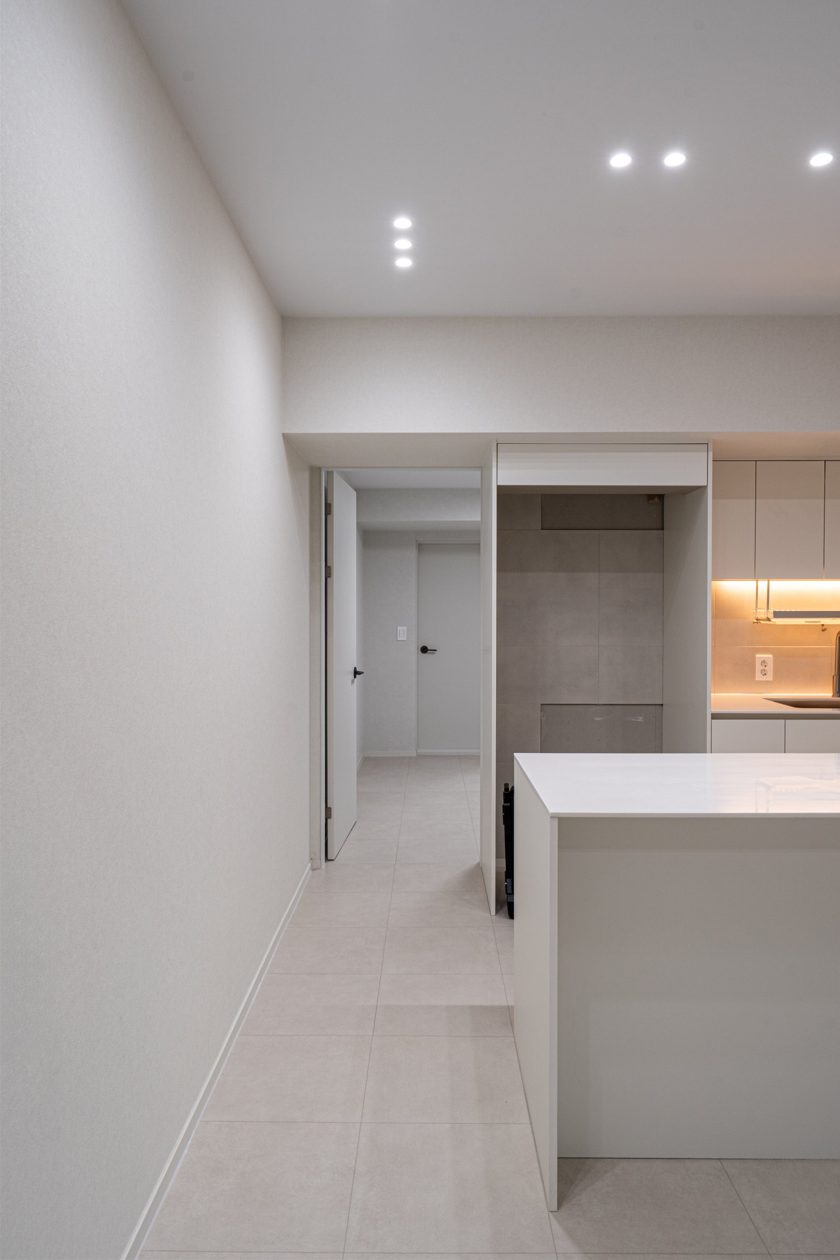 /user/d/designholic/editor/2601/5166de39b1e45b8d9e4877513dff9627_1768444474_7678.jpg 이미지크게보기