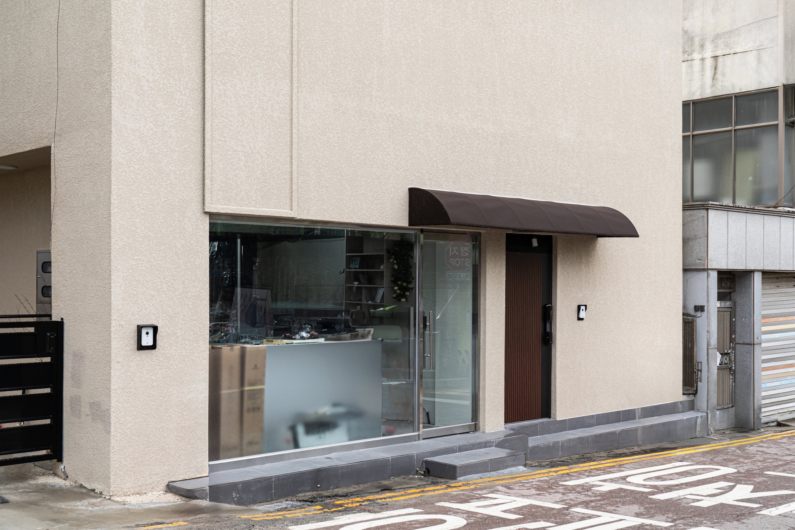 /user/d/designholic/editor/2601/5166de39b1e45b8d9e4877513dff9627_1768444580_0451.jpg 이미지크게보기