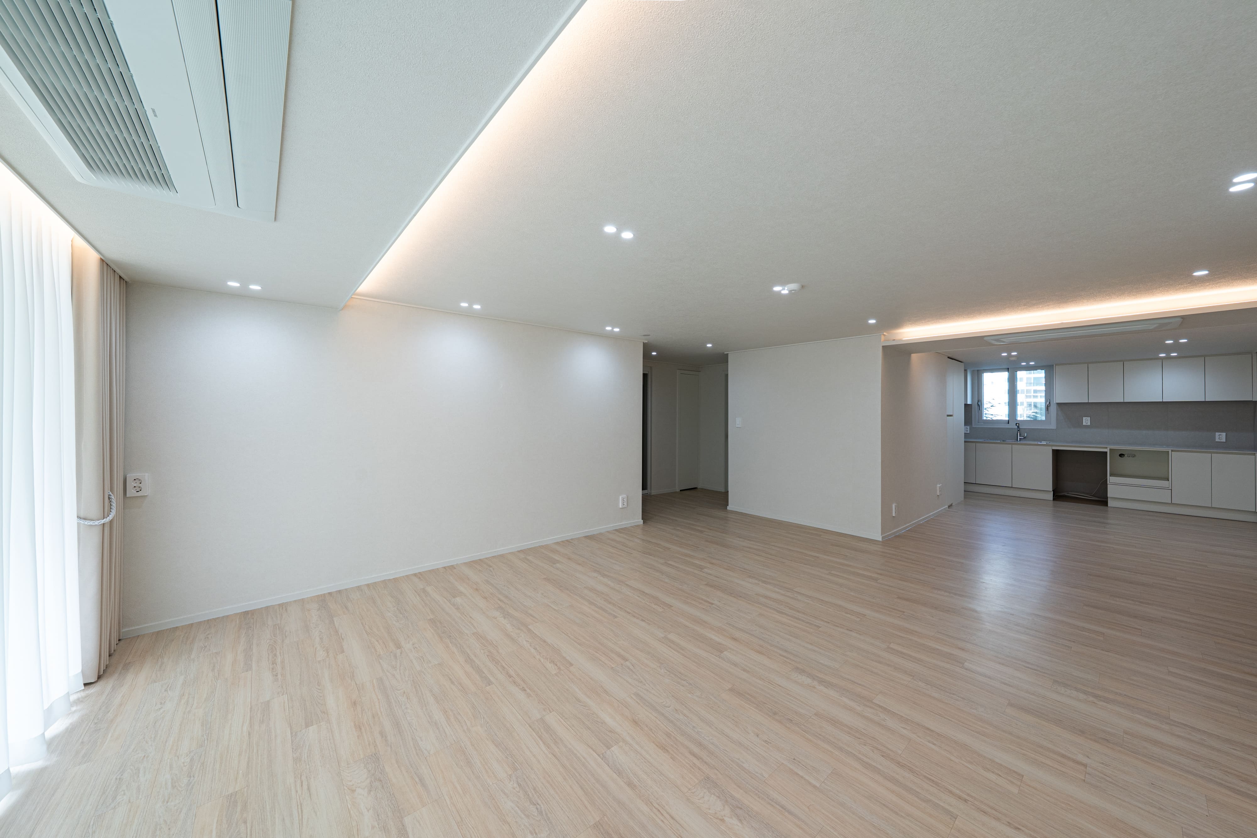 /user/d/designholic/editor/2603/5dc4421a903937ca69570e315d4136b0_1773645952_358.jpg 이미지크게보기