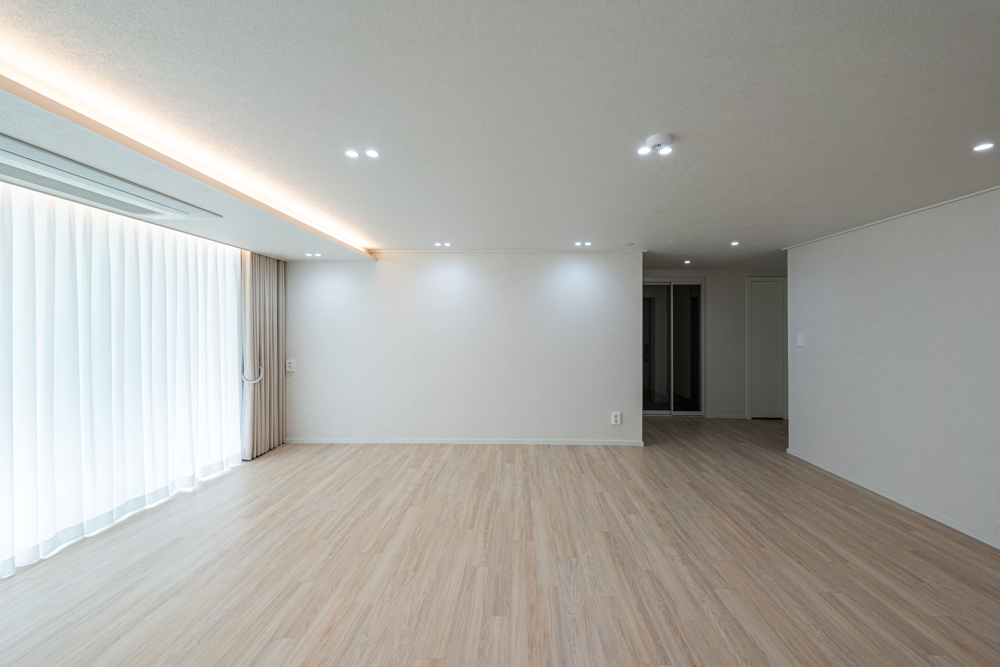 /user/d/designholic/editor/2603/5dc4421a903937ca69570e315d4136b0_1773645952_614.jpg 이미지크게보기