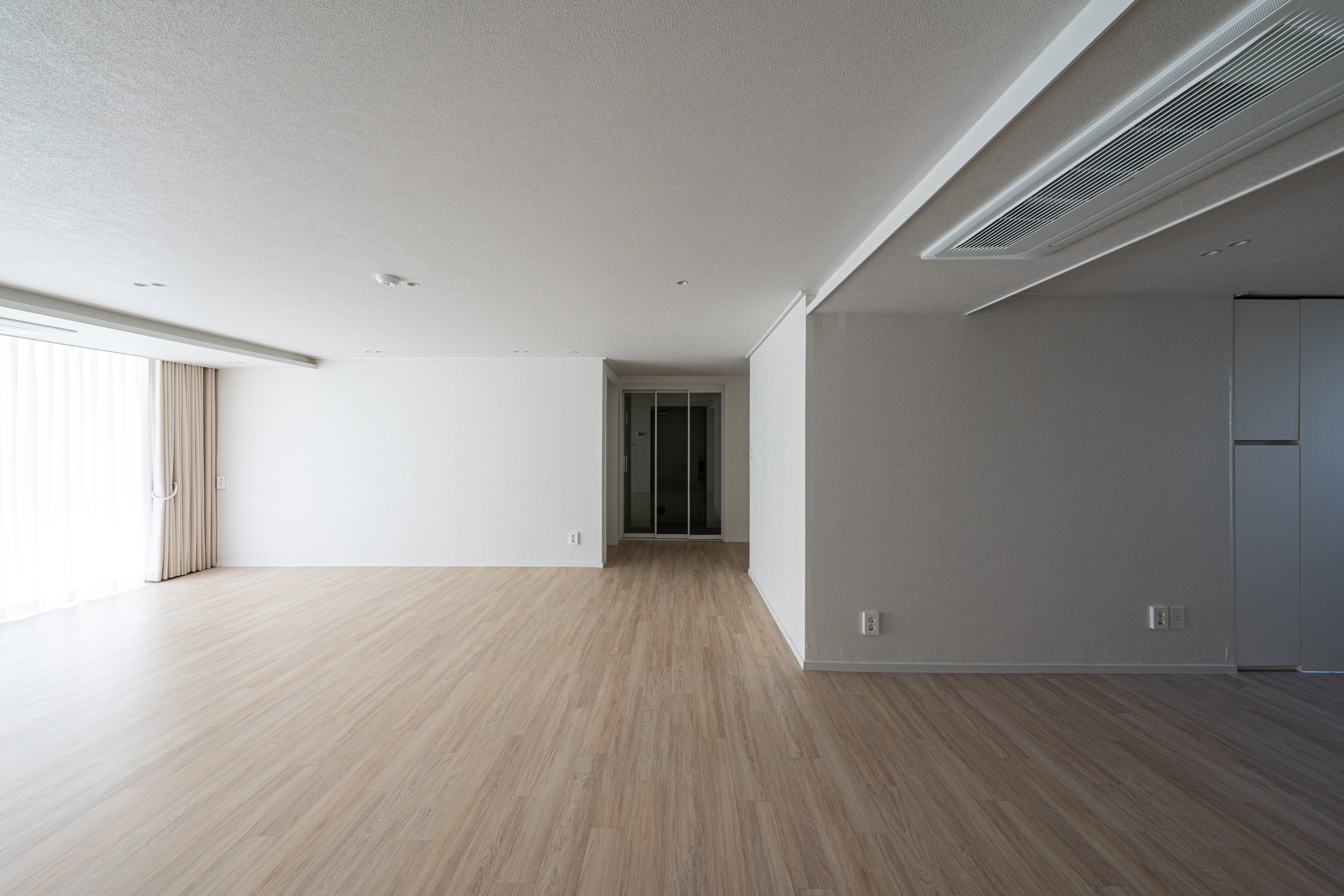 /user/d/designholic/editor/2603/5dc4421a903937ca69570e315d4136b0_1773645953_4575.jpg 이미지크게보기