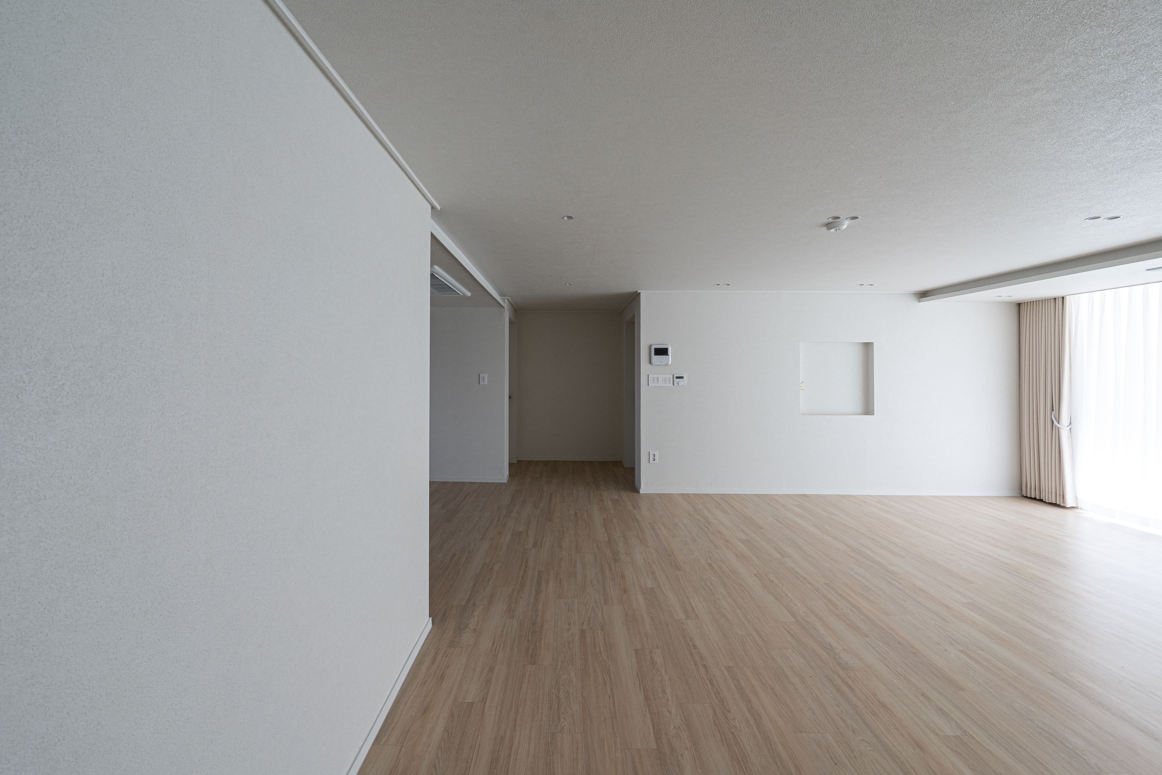 /user/d/designholic/editor/2603/5dc4421a903937ca69570e315d4136b0_1773645956_0812.jpg 이미지크게보기