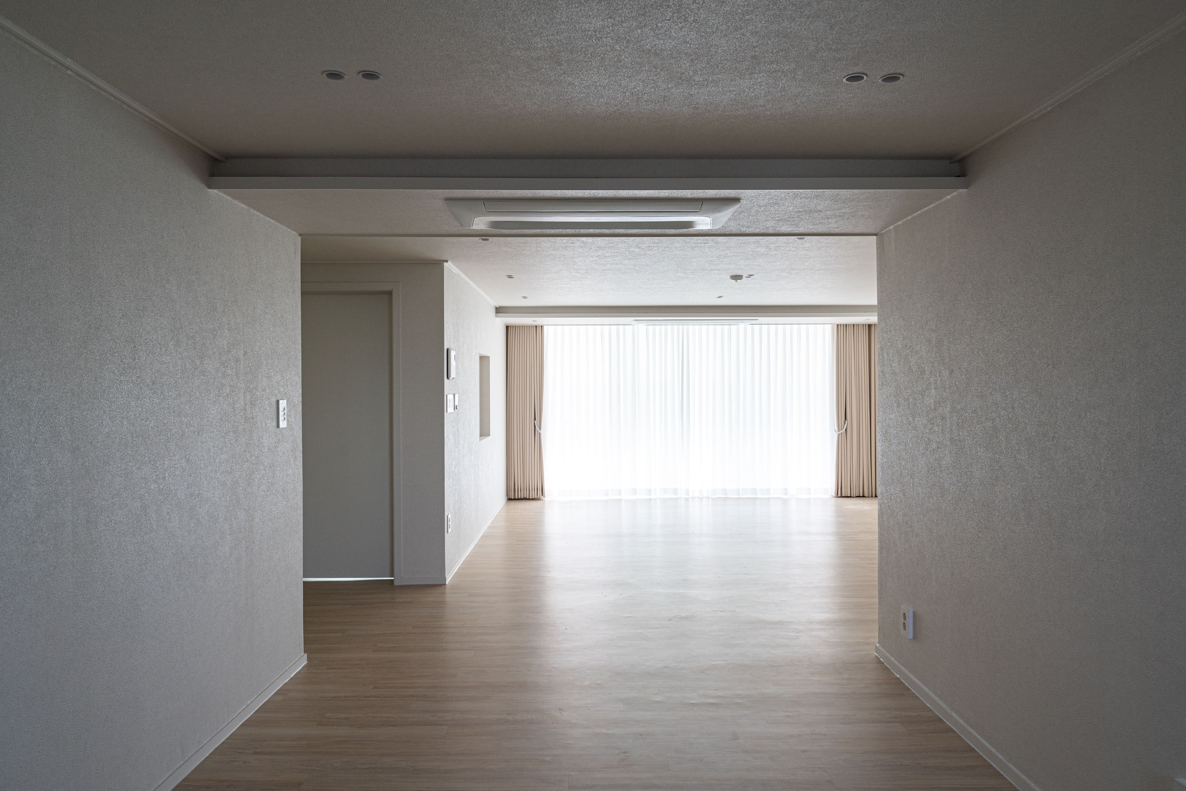 /user/d/designholic/editor/2603/5dc4421a903937ca69570e315d4136b0_1773645987_2142.jpg 이미지크게보기