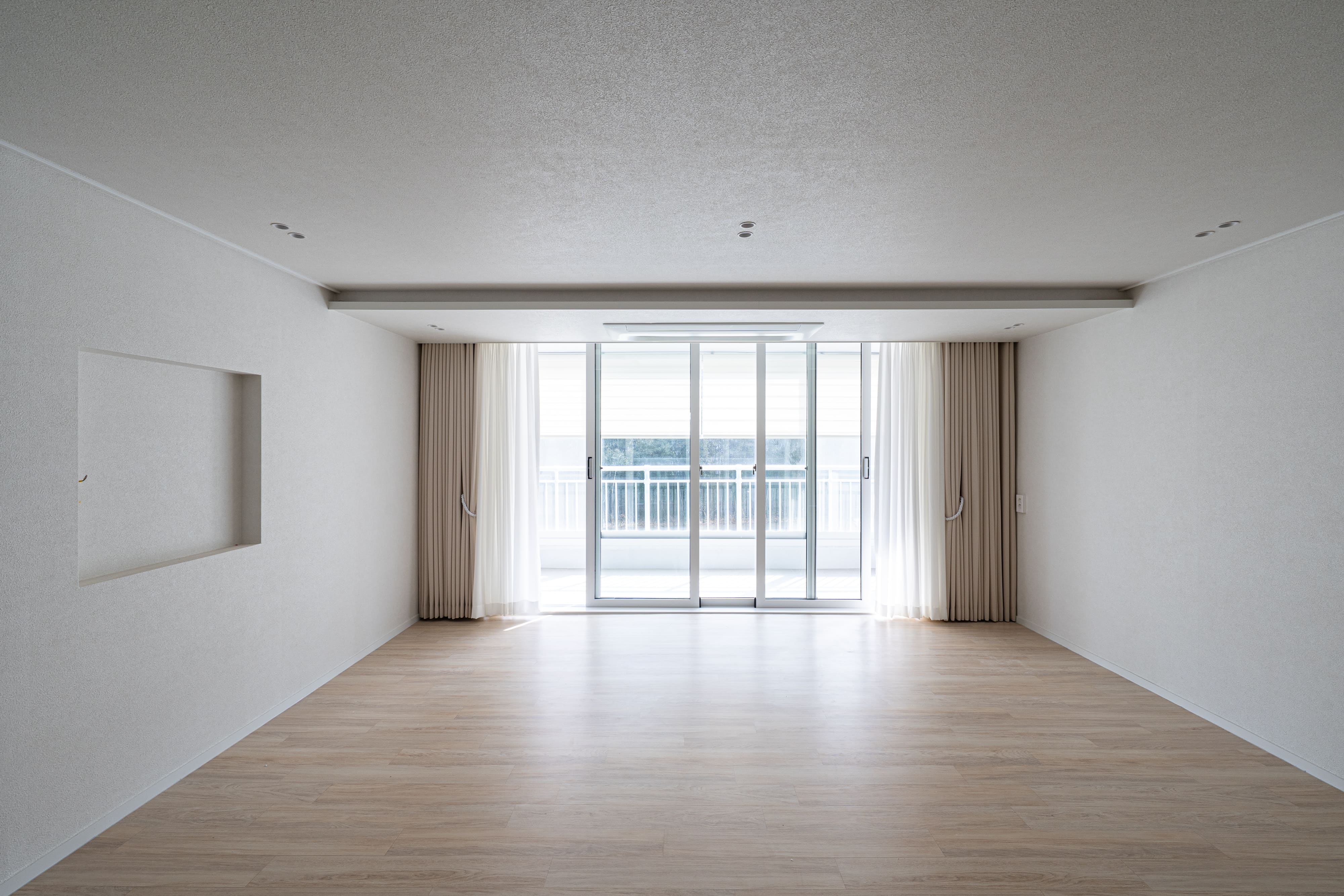 /user/d/designholic/editor/2603/5dc4421a903937ca69570e315d4136b0_1773646006_5275.jpg 이미지크게보기