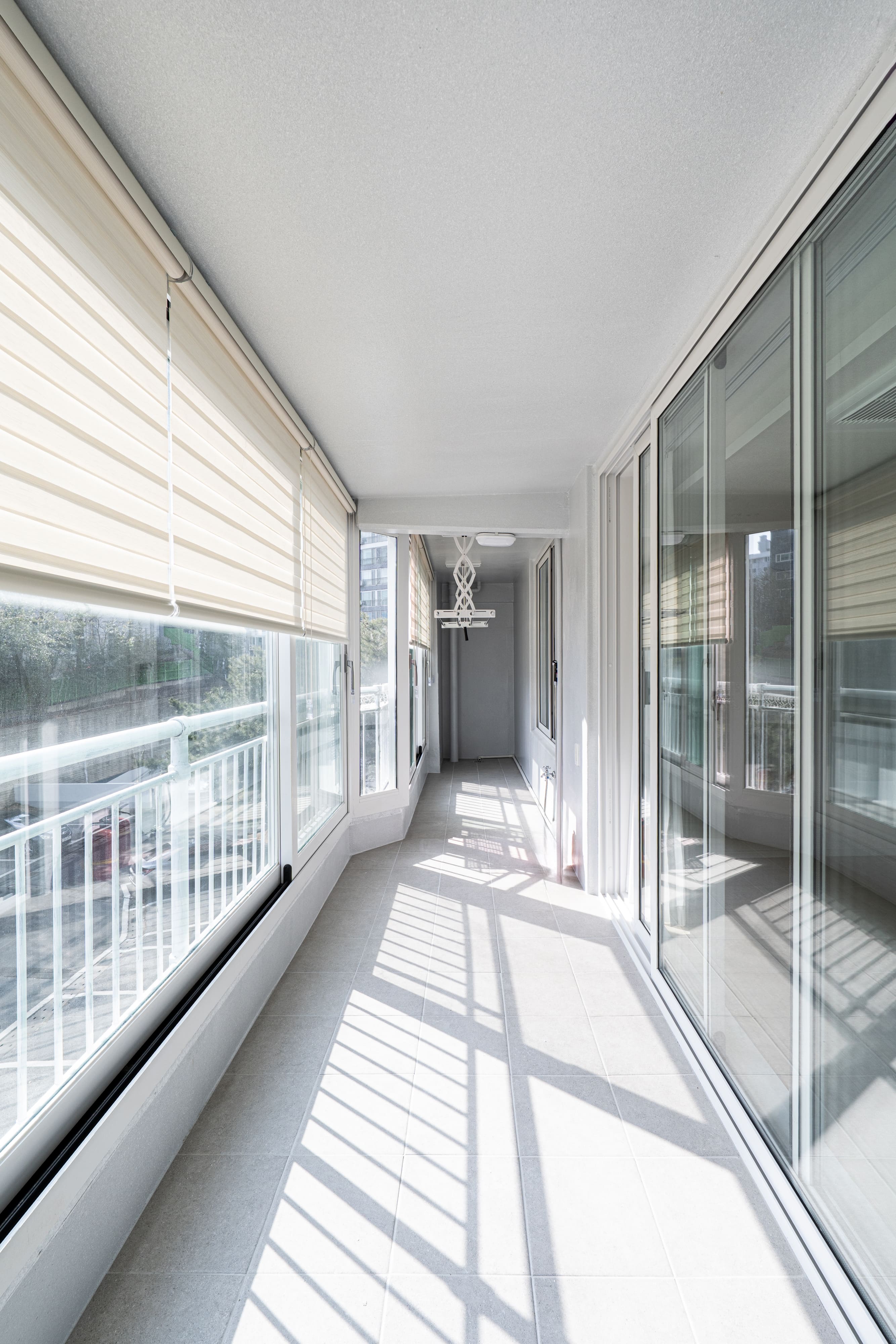 /user/d/designholic/editor/2603/5dc4421a903937ca69570e315d4136b0_1773646007_0954.jpg 이미지크게보기