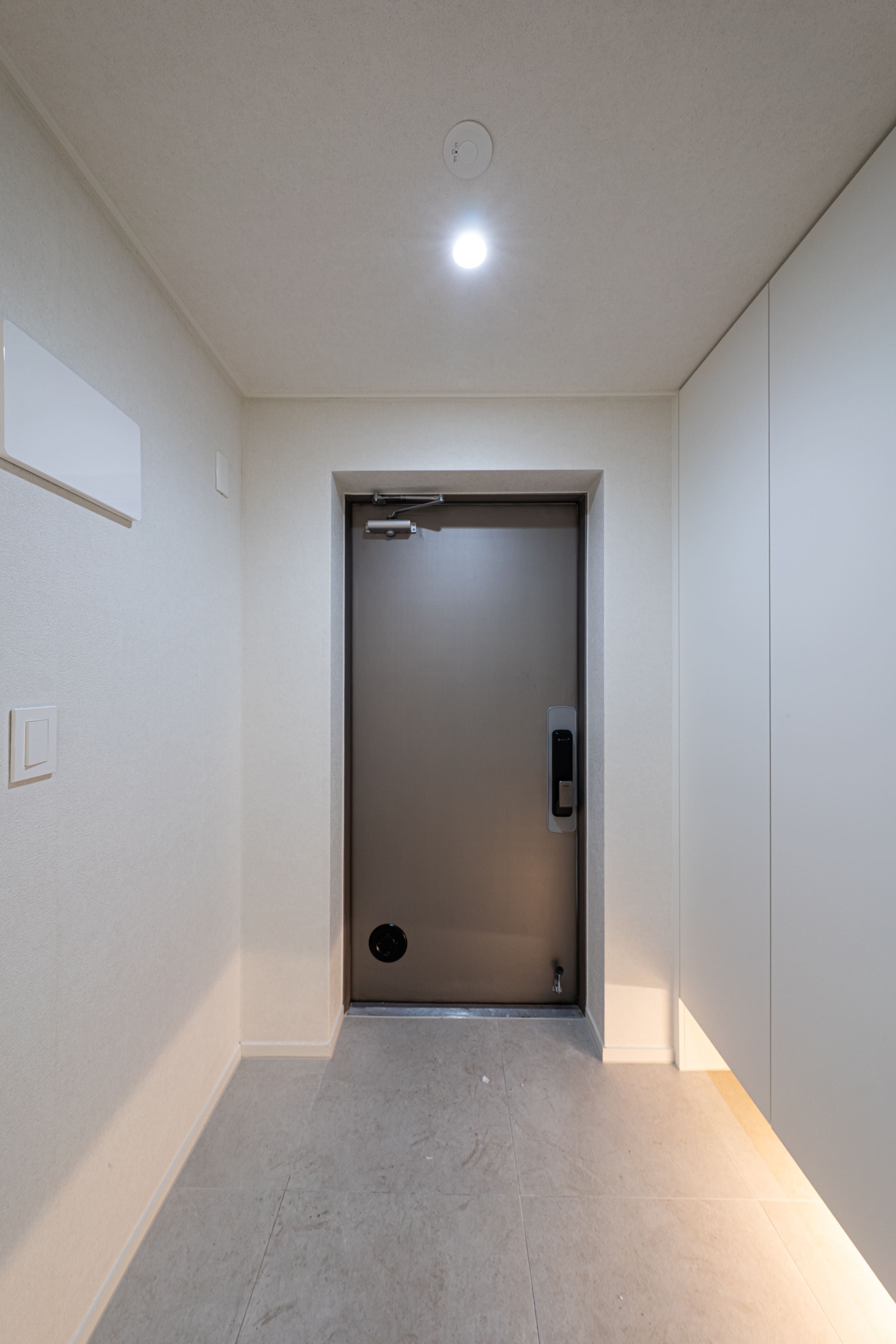 /user/d/designholic/editor/2603/5dc4421a903937ca69570e315d4136b0_1773646009_5327.jpg 이미지크게보기