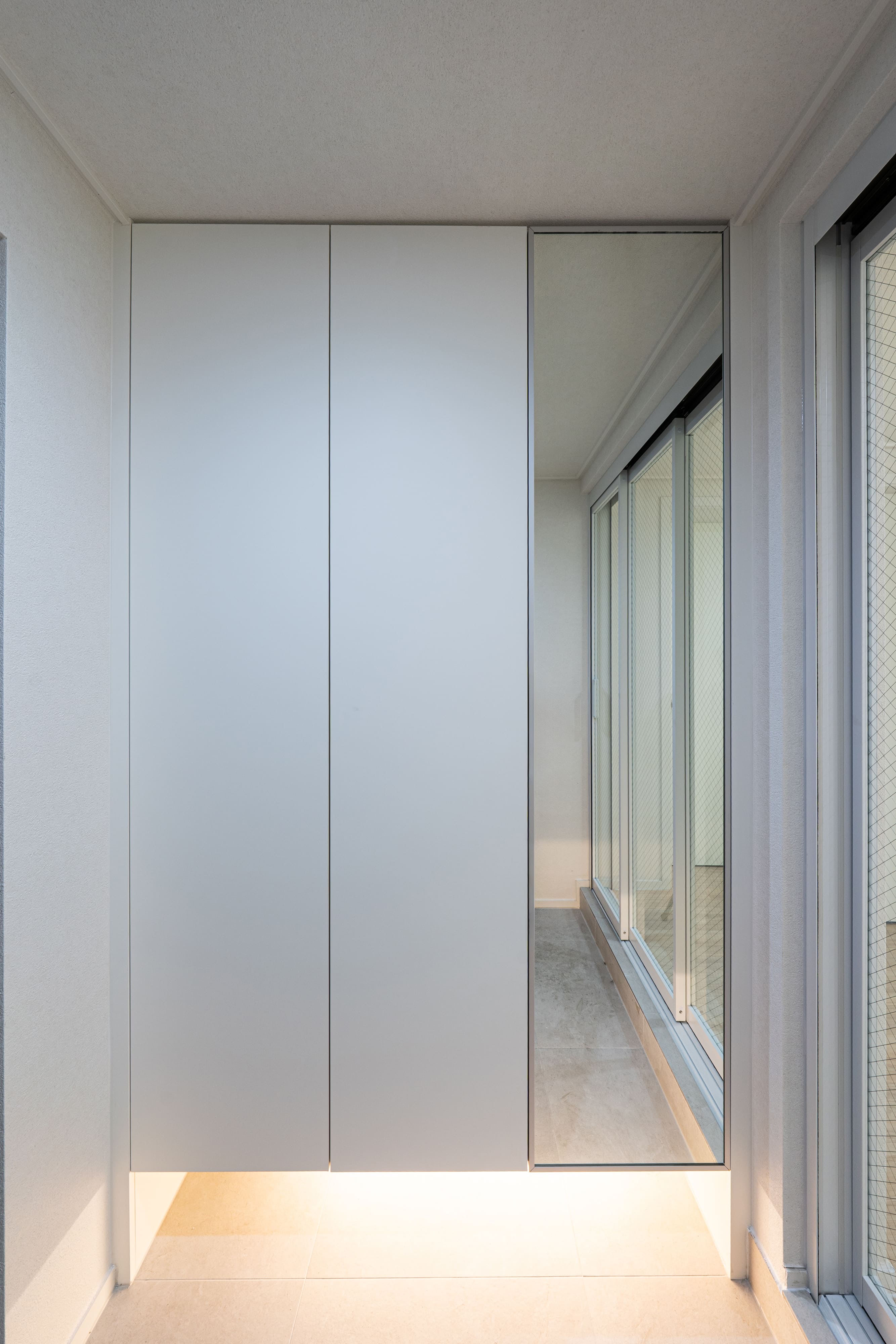 /user/d/designholic/editor/2603/5dc4421a903937ca69570e315d4136b0_1773646010_3854.jpg 이미지크게보기