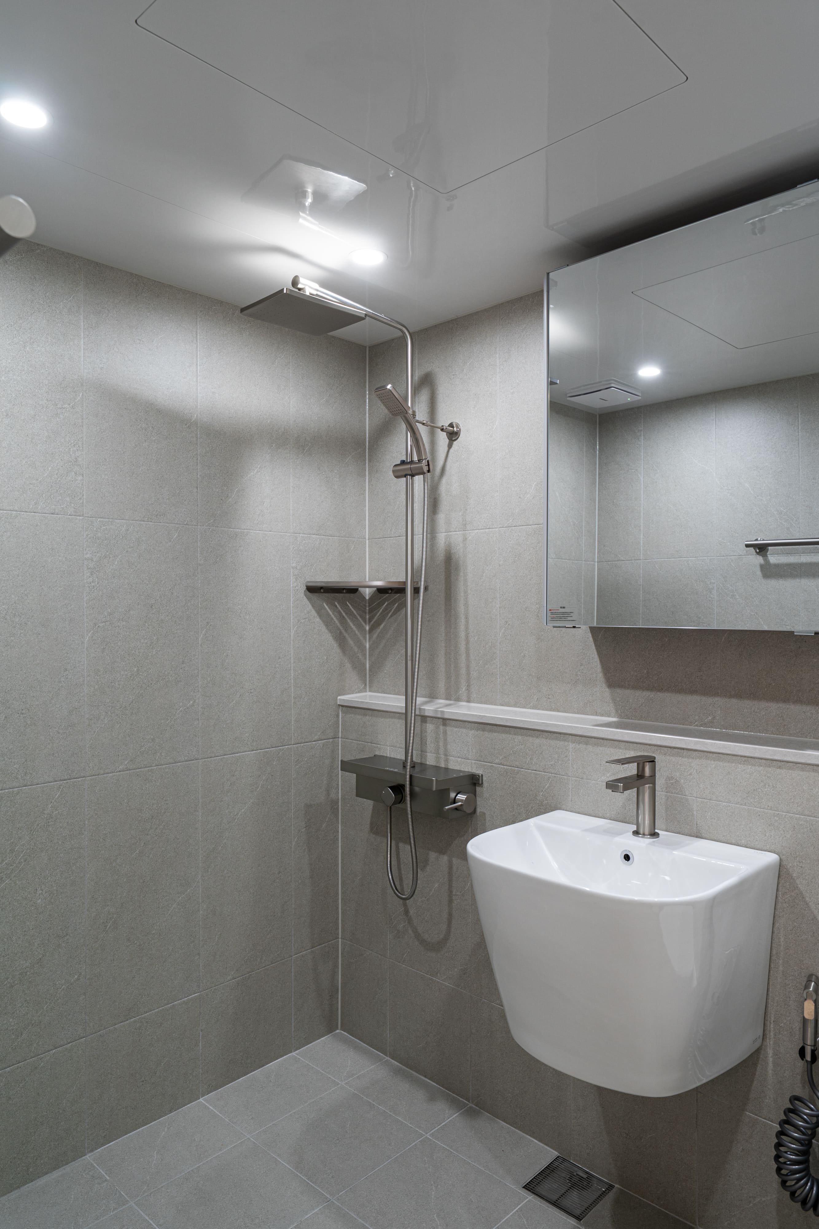 /user/d/designholic/editor/2603/5dc4421a903937ca69570e315d4136b0_1773646061_9546.jpg 이미지크게보기