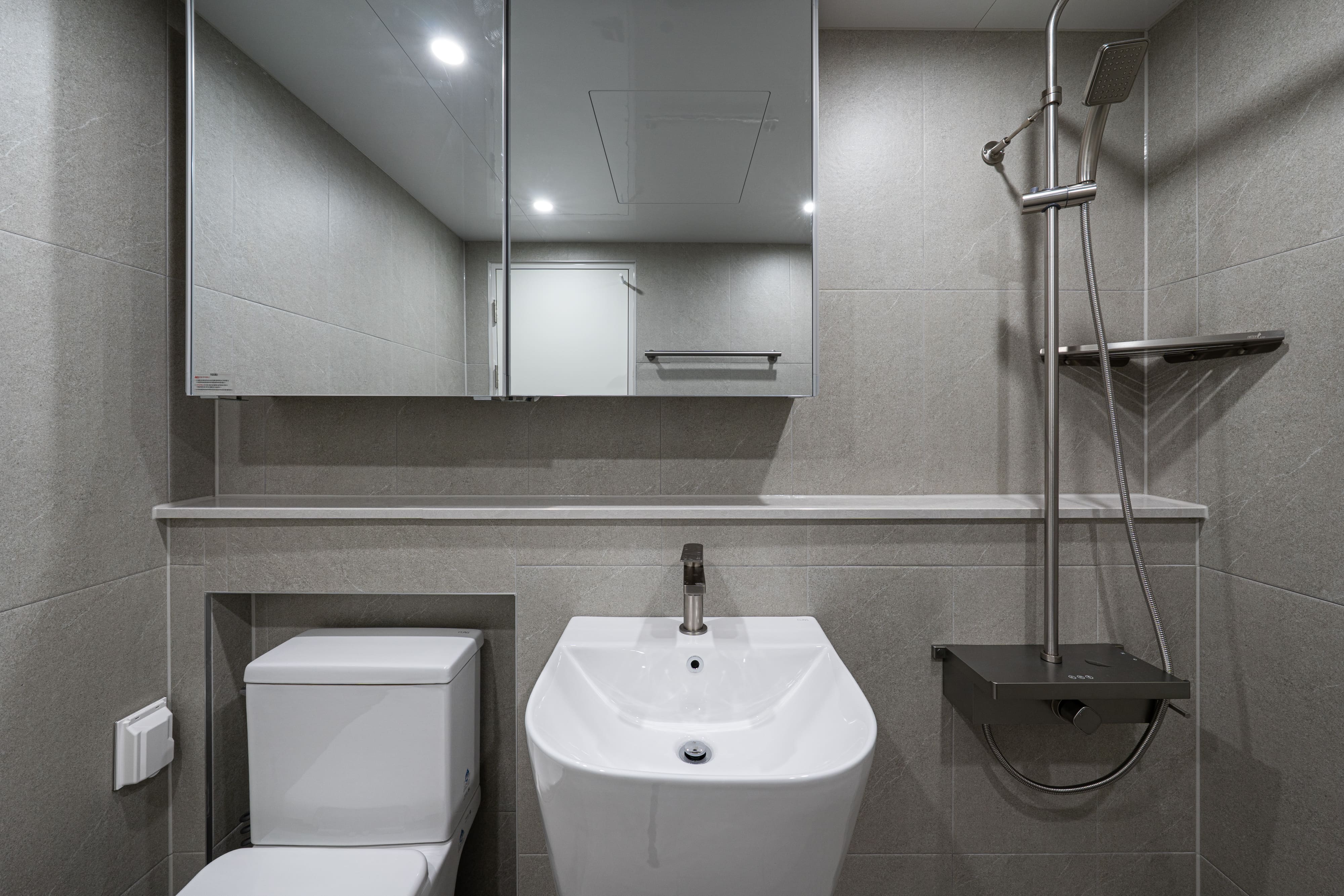 /user/d/designholic/editor/2603/5dc4421a903937ca69570e315d4136b0_1773646375_2531.jpg 이미지크게보기