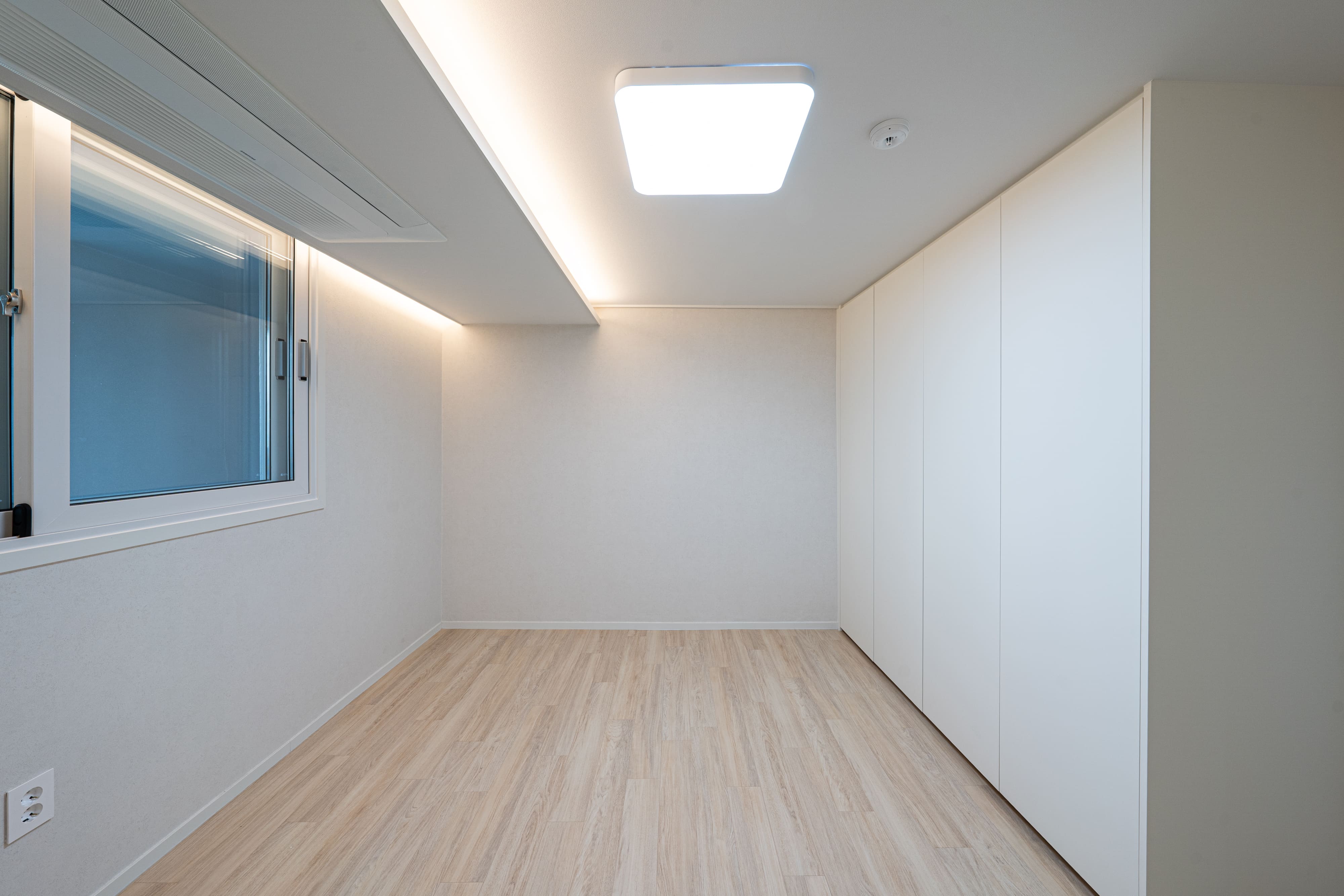 /user/d/designholic/editor/2603/5dc4421a903937ca69570e315d4136b0_1773646390_8976.jpg 이미지크게보기